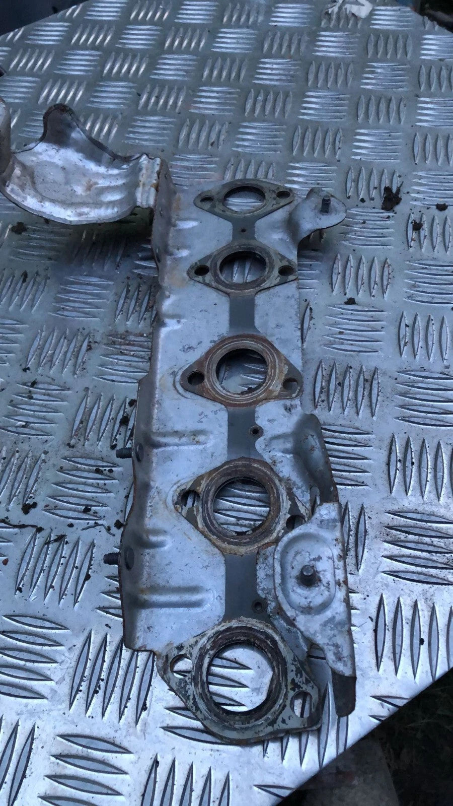 PEUGEOT 2008 MK1 1.6 DIESEL EXHAUST MANIFOLD GASKET HEAD SHIELD 2015 9672188780