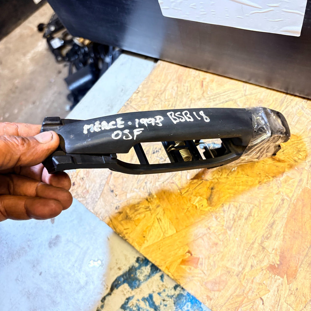 Door Handle Exterior, Front Right Side for Mercedes-Benz 1998