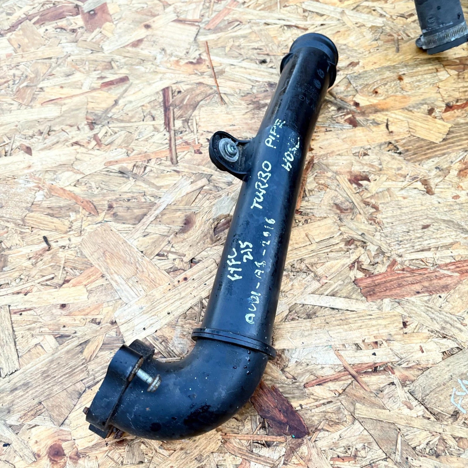 Audi A3 20082016 Intercooler Turbo Hose Pipe 04L145770H 8P