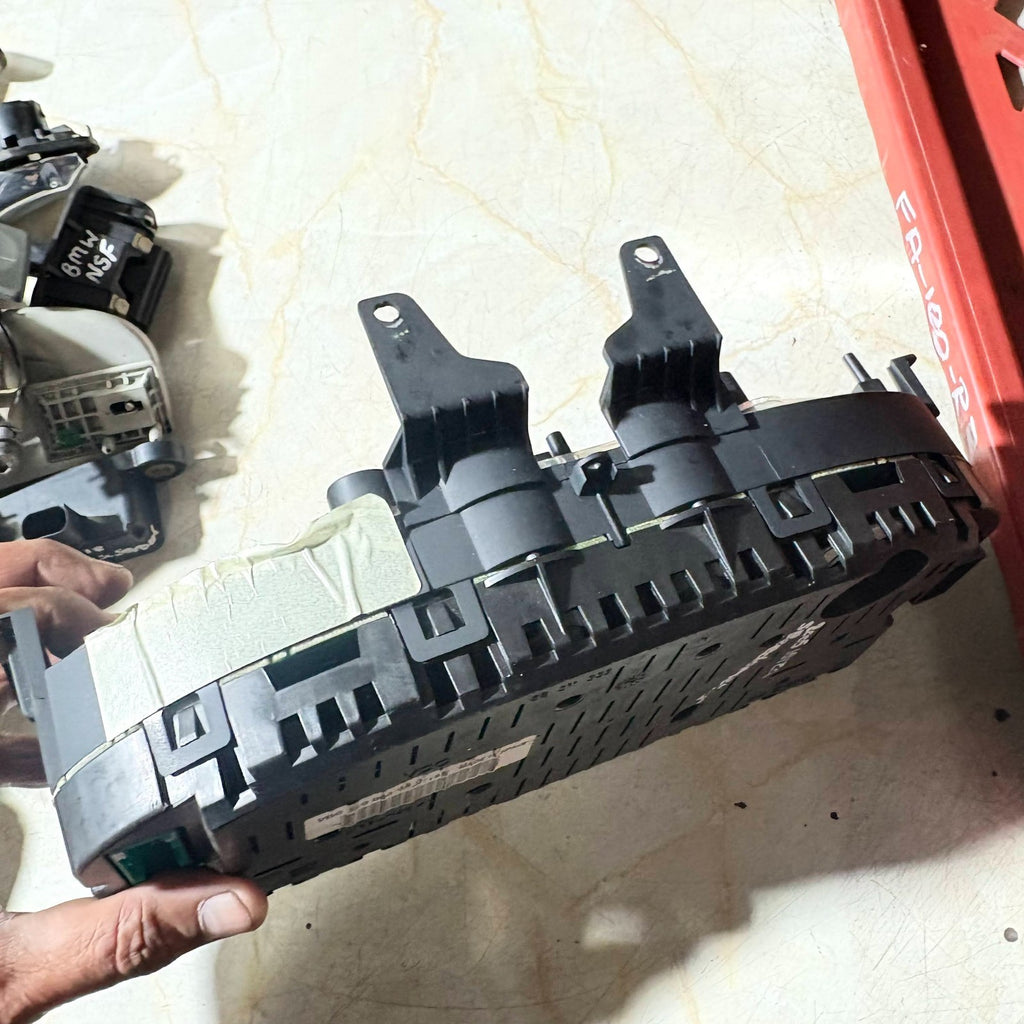 SEAT Ibiza Mk3 6L1 2002-2006 Instrument Cluster 88311333 110080105011A