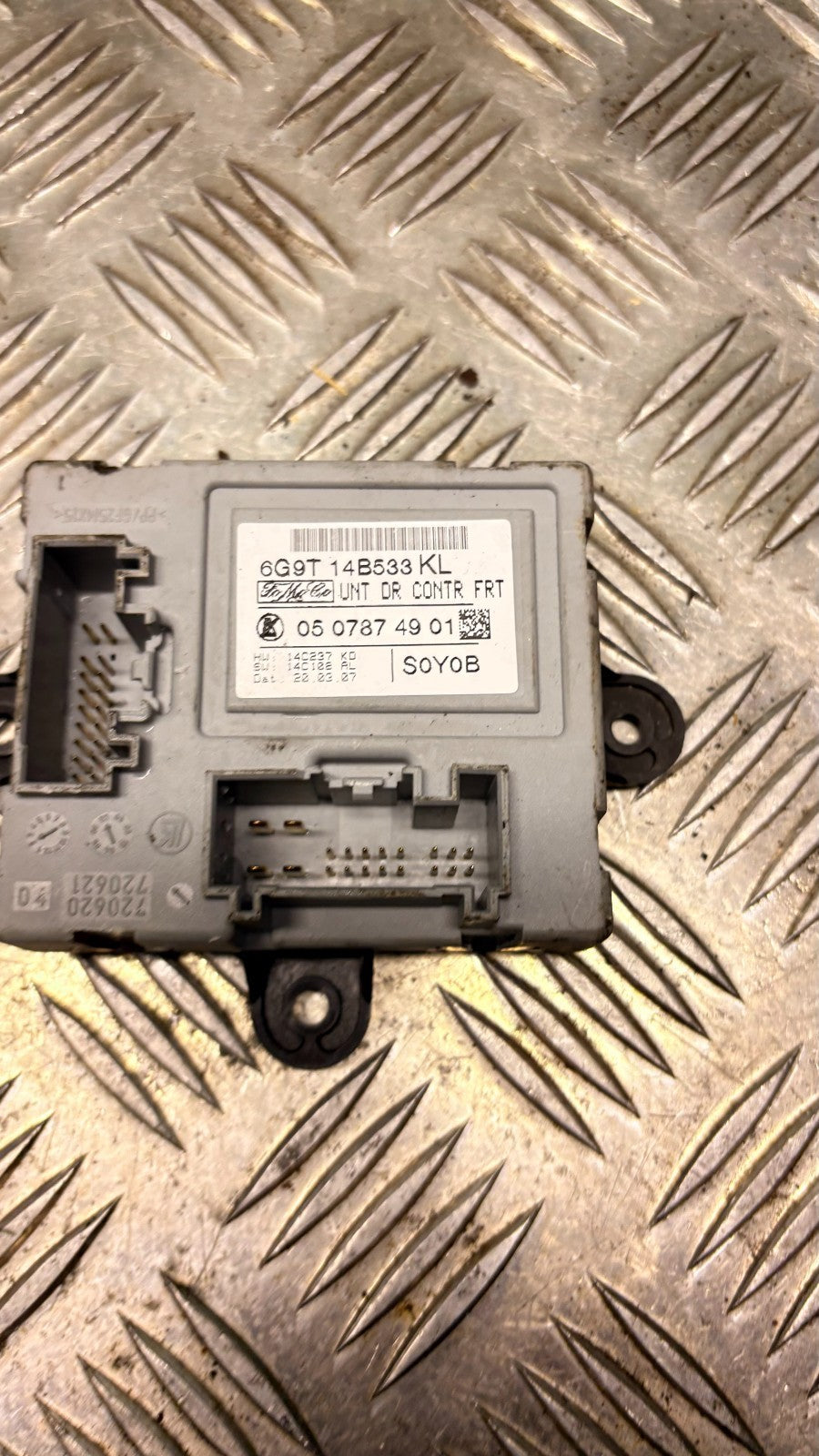 2007 LAND ROVER FREELANDER 2 N/S/F DOOR CONTROL MODULE 6G9T14B533KL