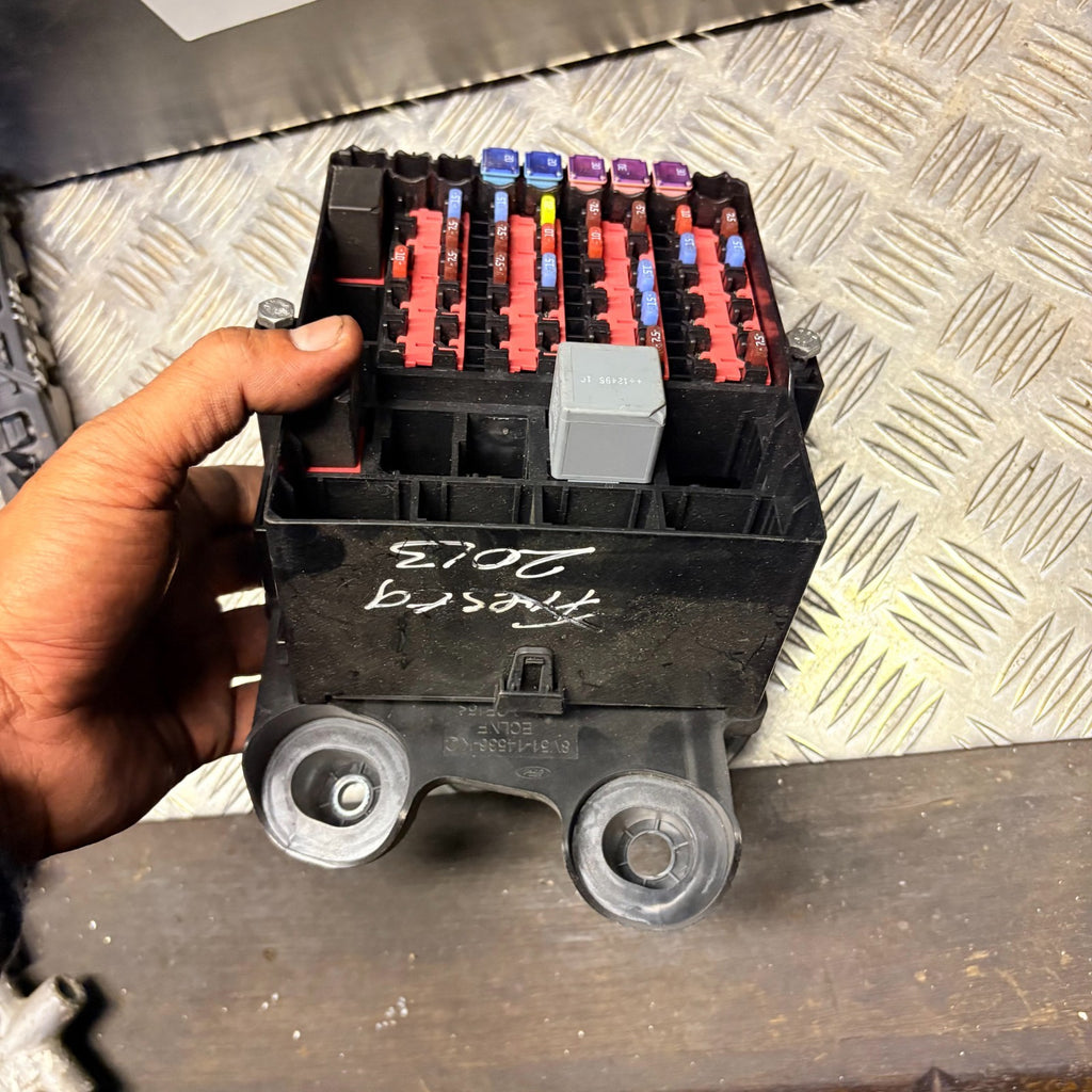 Ford Fiesta Fuse Box Relay Junction Box C1BT-14A005-DRA 2011-2015