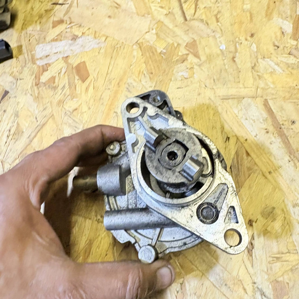 VAUXHALL CORSA D VACUUM PUMP 73501167 1.3CDTI 2010