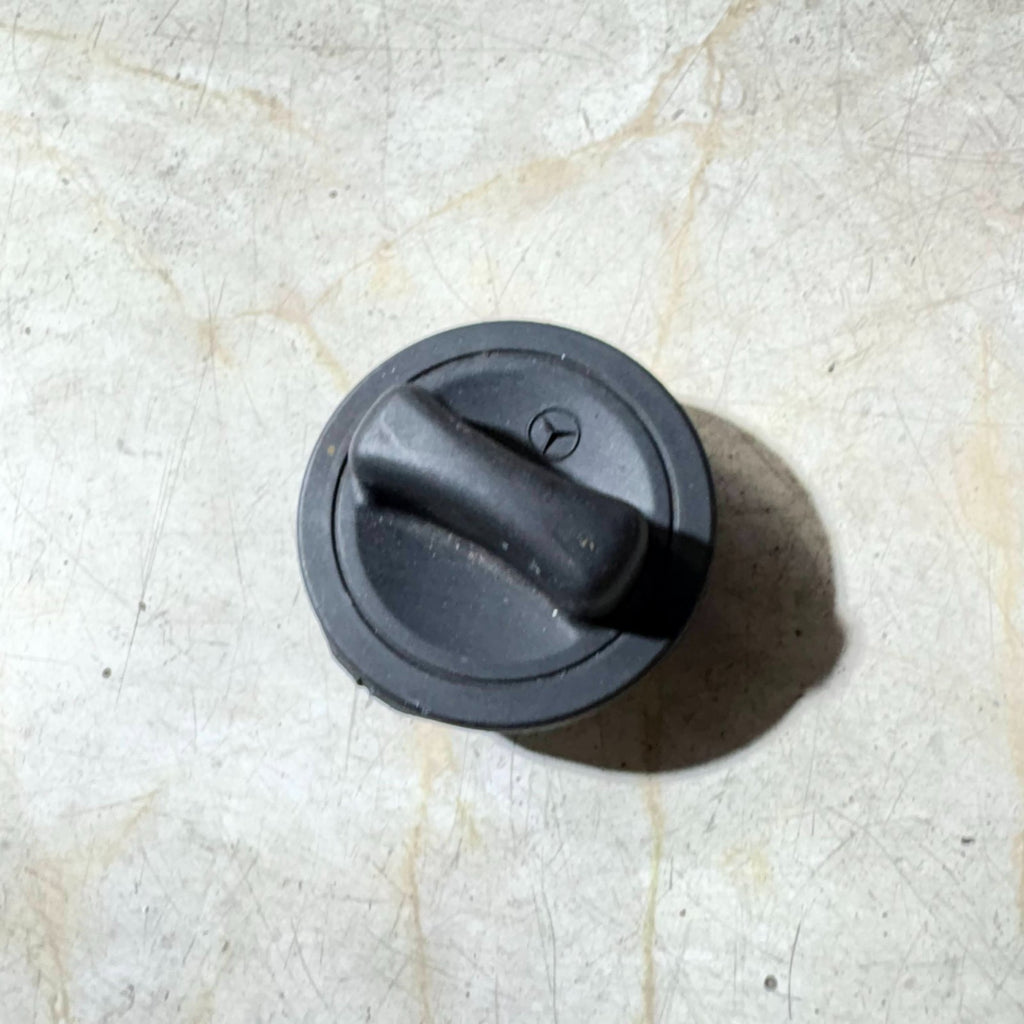 Mercedes-Benz Petrol Fuel Filler Cap/Tank Cap Lid