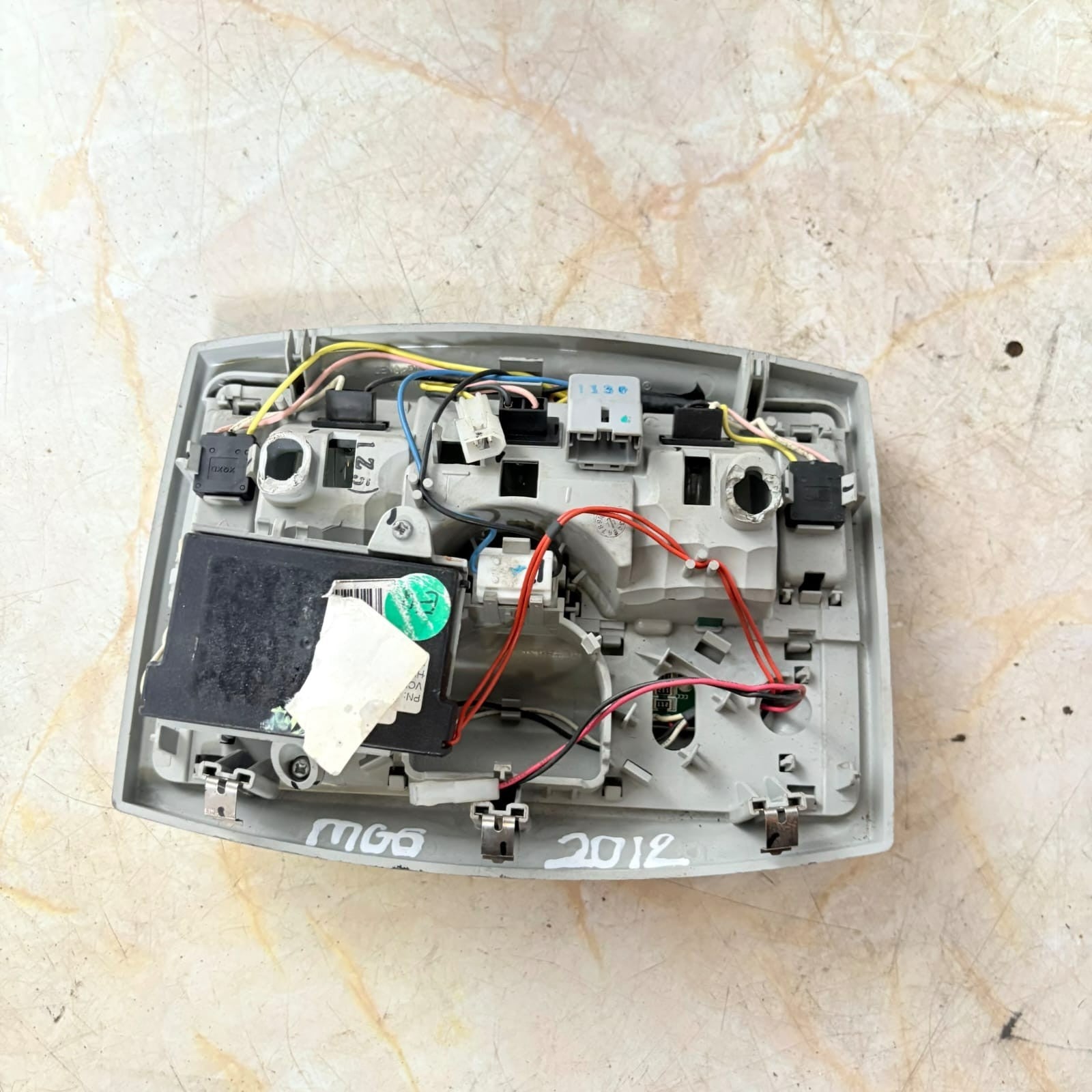 MG MG6 Front Roof Interior Reading Light Lamp 30022008 2011-2016