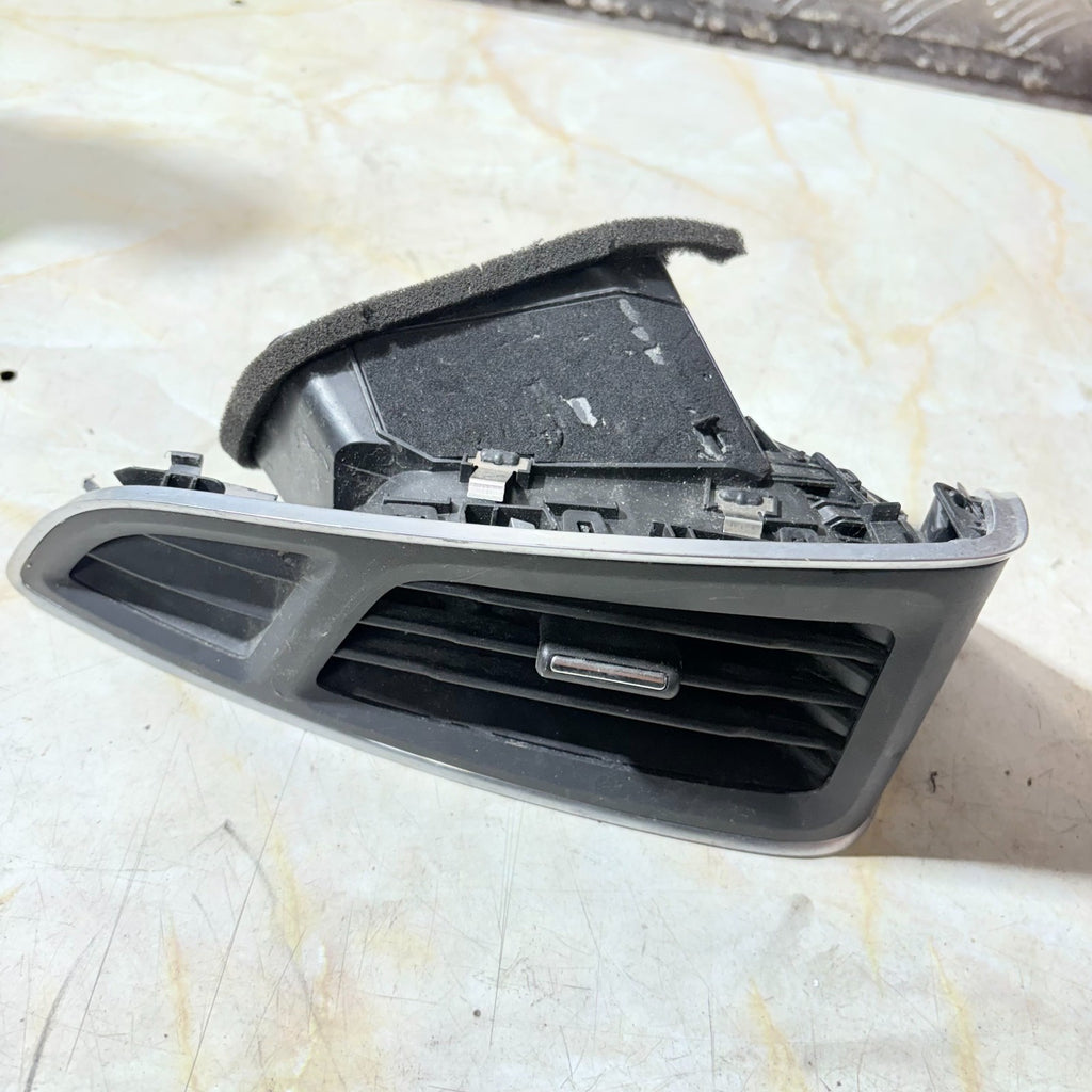 FORD FOCUS MK3 DASH AIR VENT PASSENGER FRONT LEFT SIDE 2010-2018