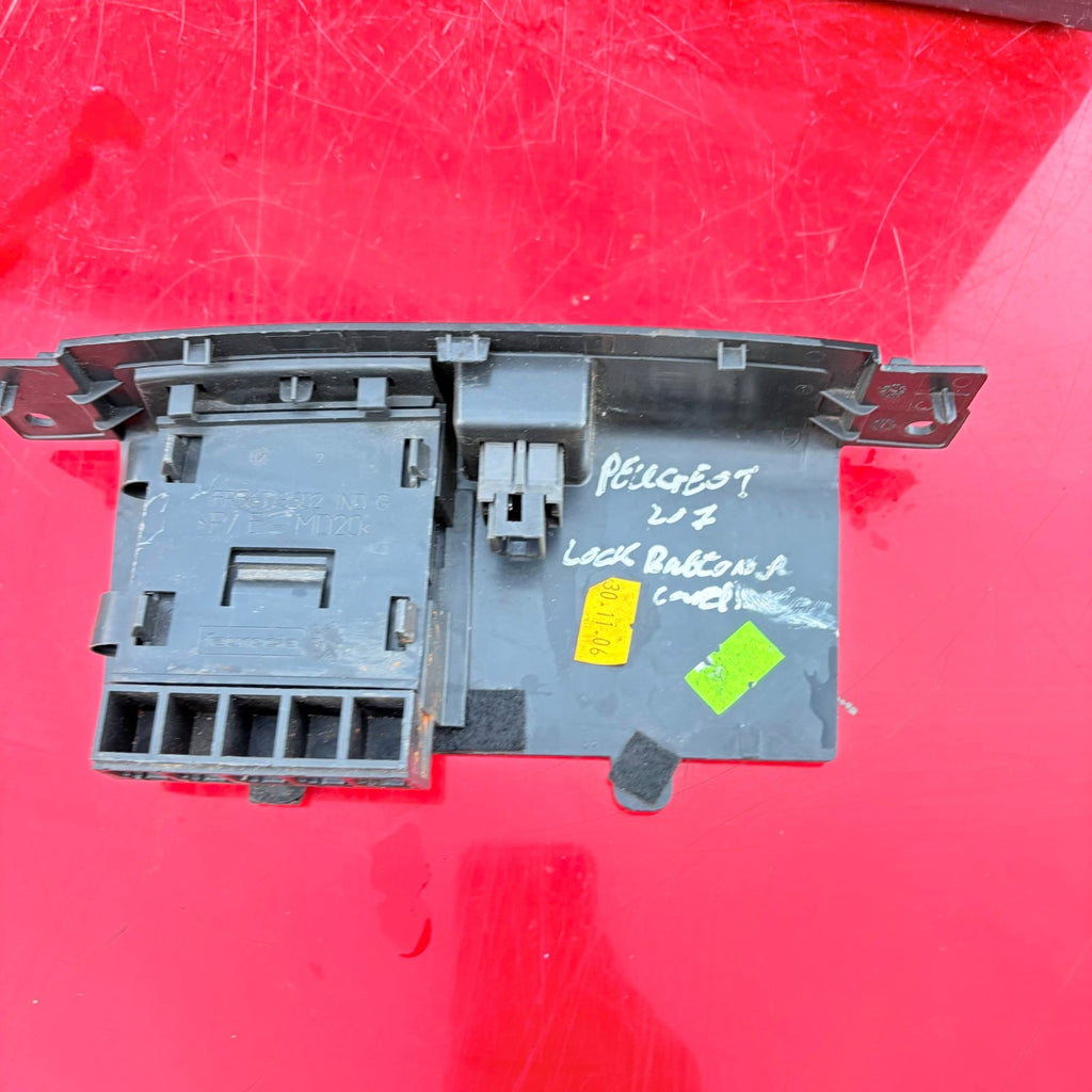 PEUGEOT 207 06-12 LOCK CENTRAL LOCKING SWITCH CARD SLOT TRIM PANEL FR56713502