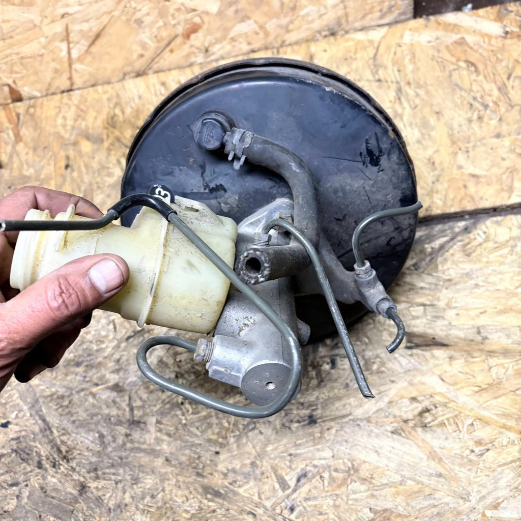 Toyota Avensis I (T22) Brake Servo Vacuum Booster 37752-97024 09/97-10/00