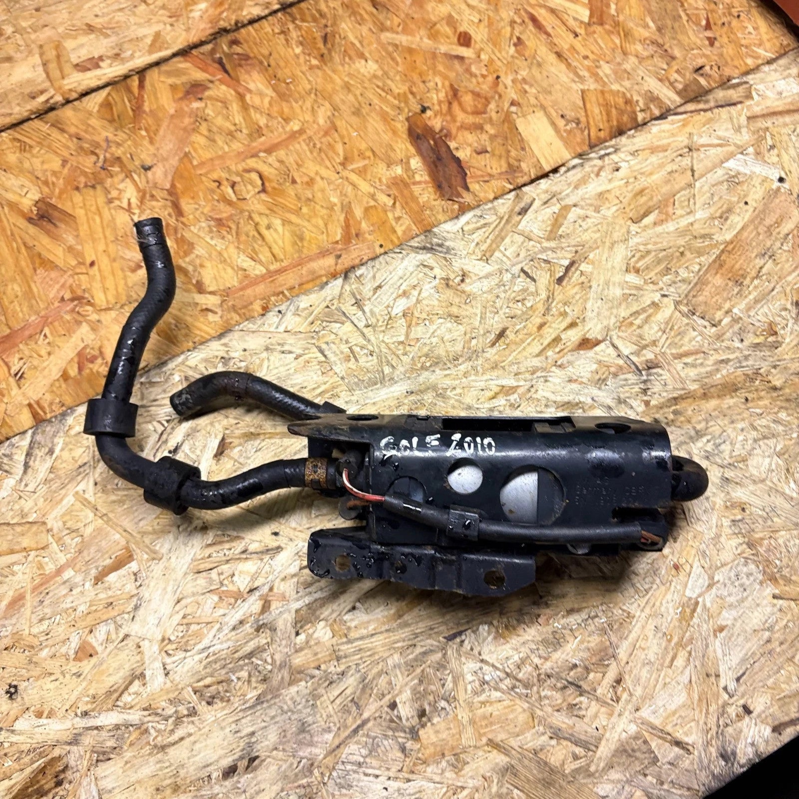 VW Golf Mk6 2.0 TDI Secondary Aux Fuel Pump 5N0906274B 2009-2012