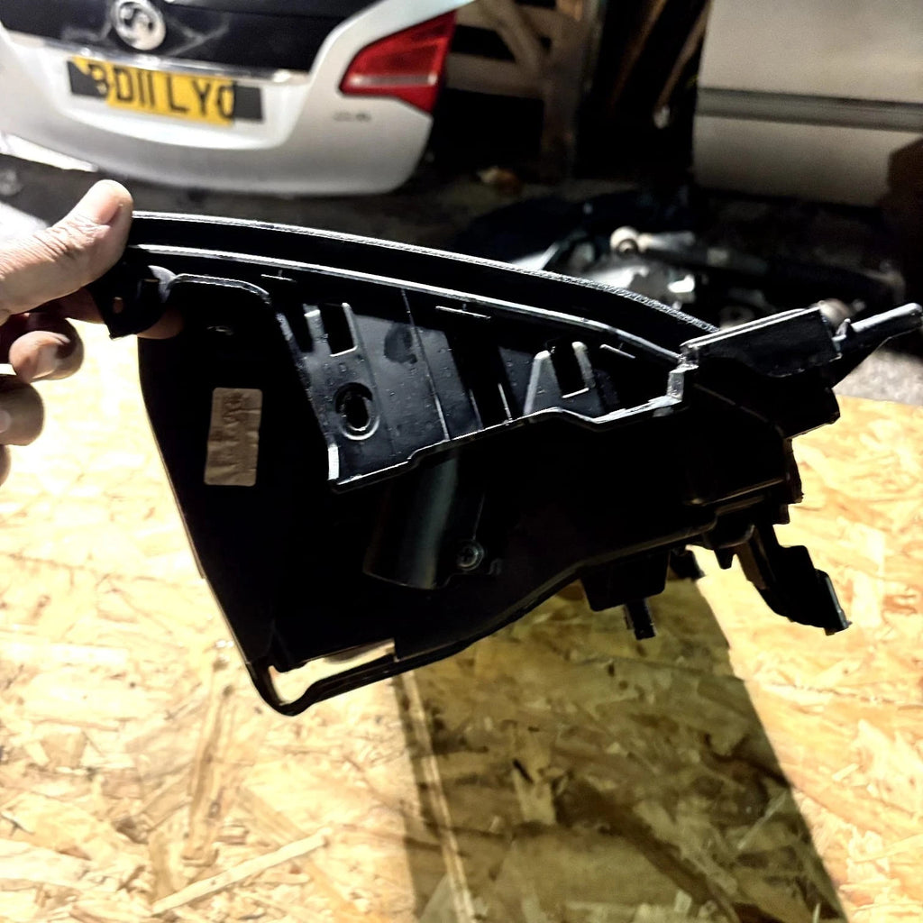 Kia Rio MK3 UB Glovebox Assembly Black RHD 5 Door Hatchback 2011-2017 Glove Box