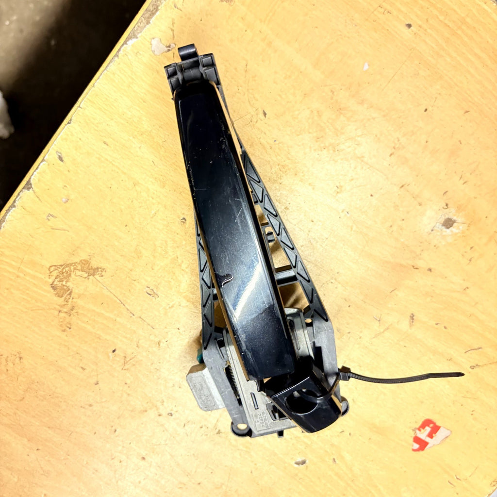 Vauxhall Corsa D Right Driver Offside Front Outer Door Handle 2006-2014