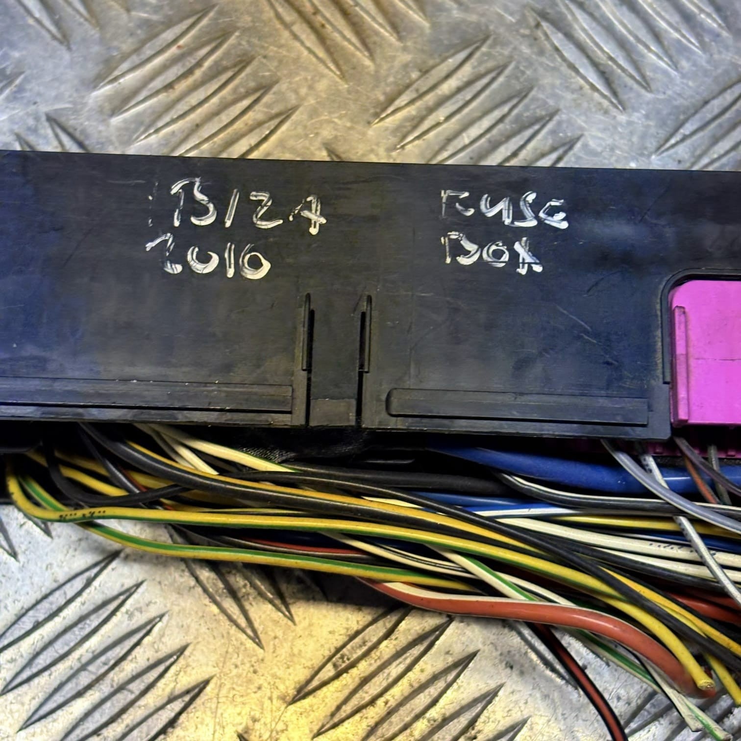 SKODA FABIA VRS 1.4TSI CAVE 2011 FUSE BOX 5J0937615C 2016