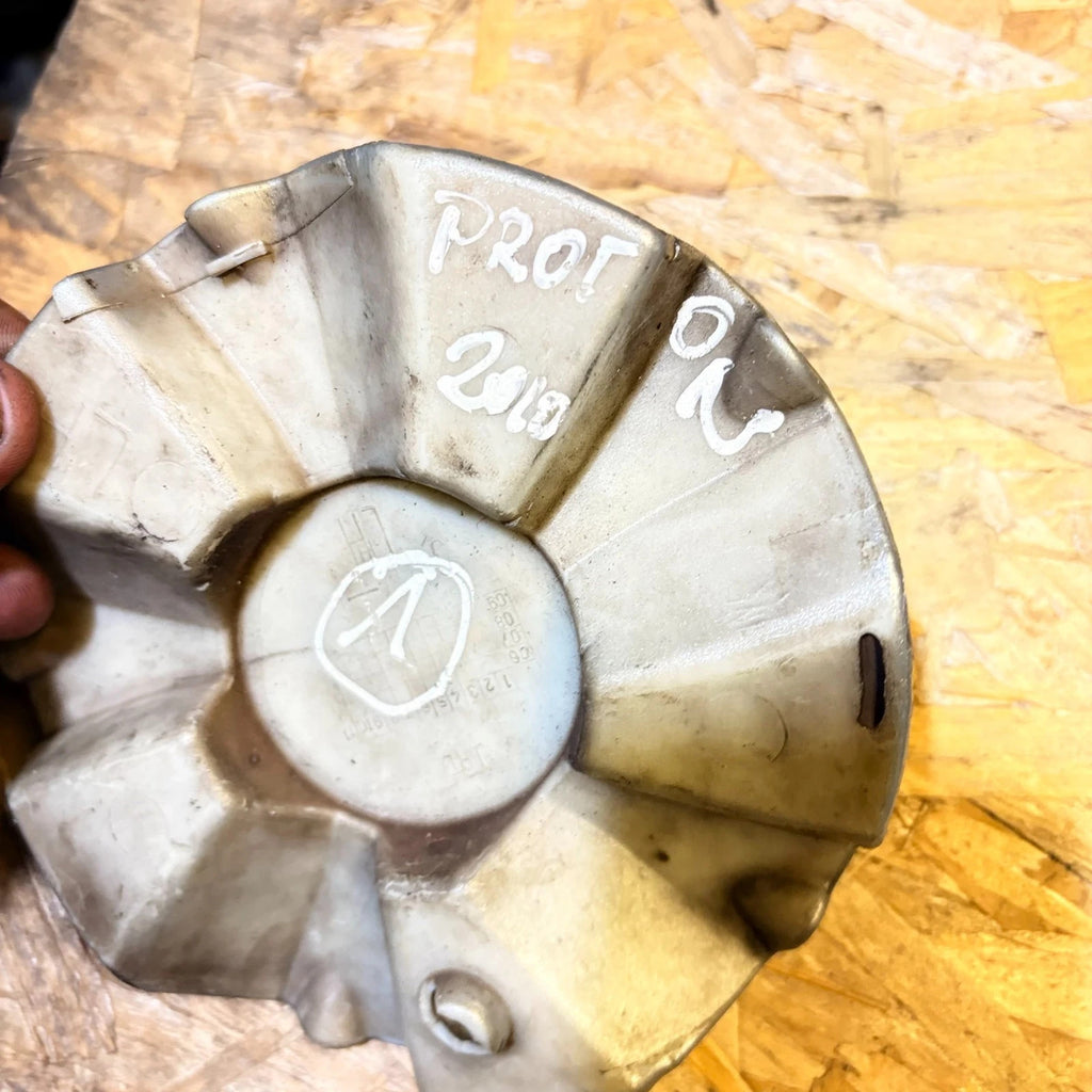 1x PROTON CENTRE CAP FOR ALLOY WHEEL