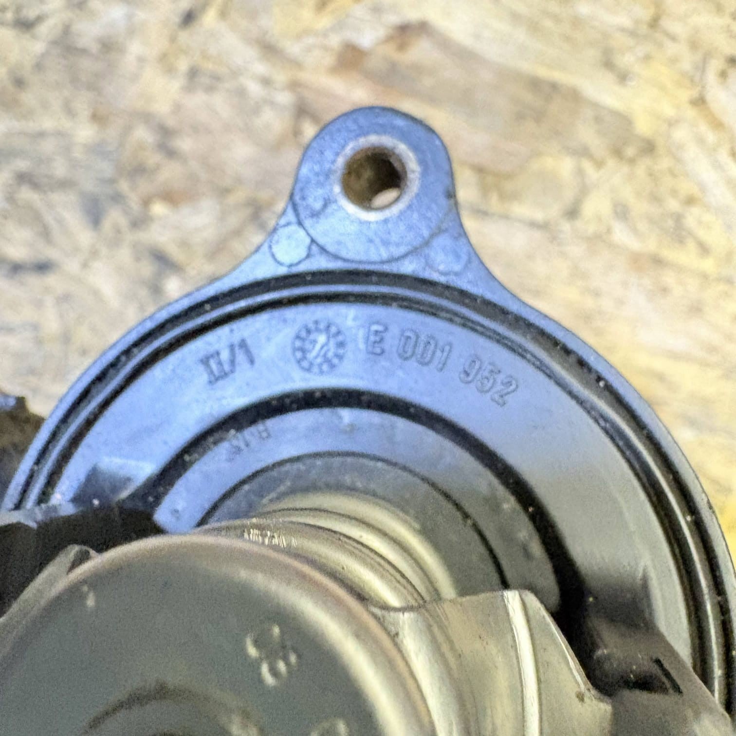 BMW E46 E81 E87 LCI E90 LCI N46 Thermostat And Housing 7500597 E001952