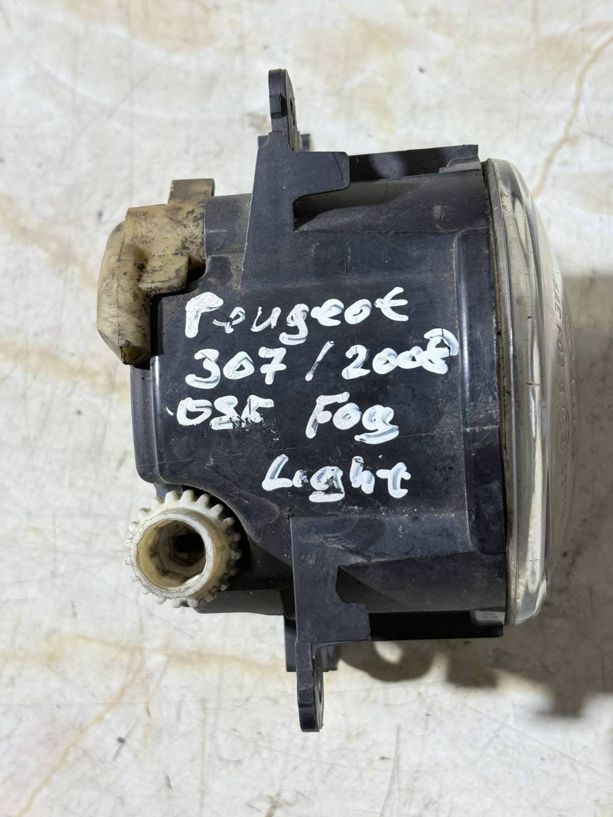 FORD FIESTA RIGHT DRIVER SIDE FRONT FOG LIGHT 89210094 VALEO 2008