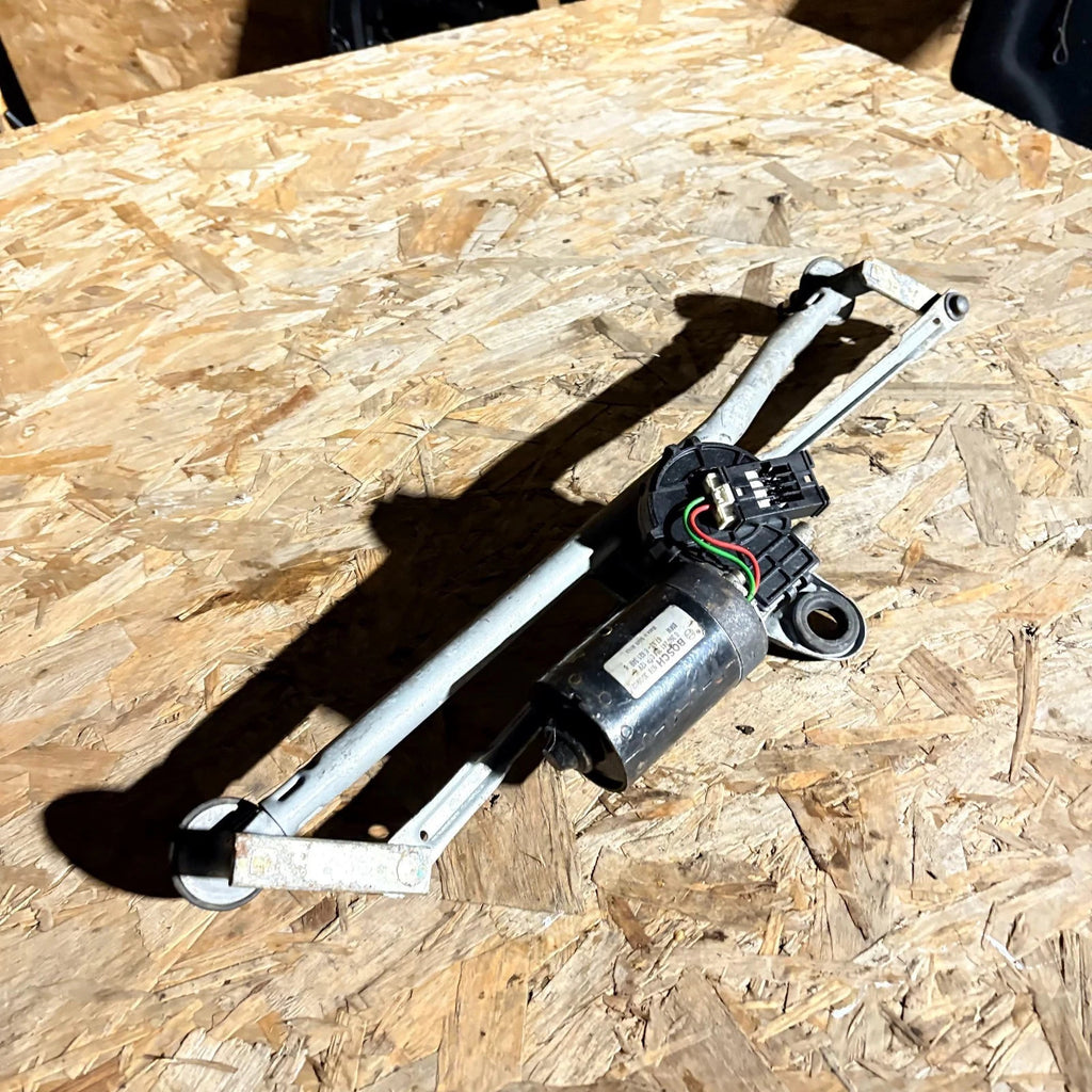 BMW 1 Series Compact E81/E87 2004-2013 Front Wiper Motor Assembly 6921349