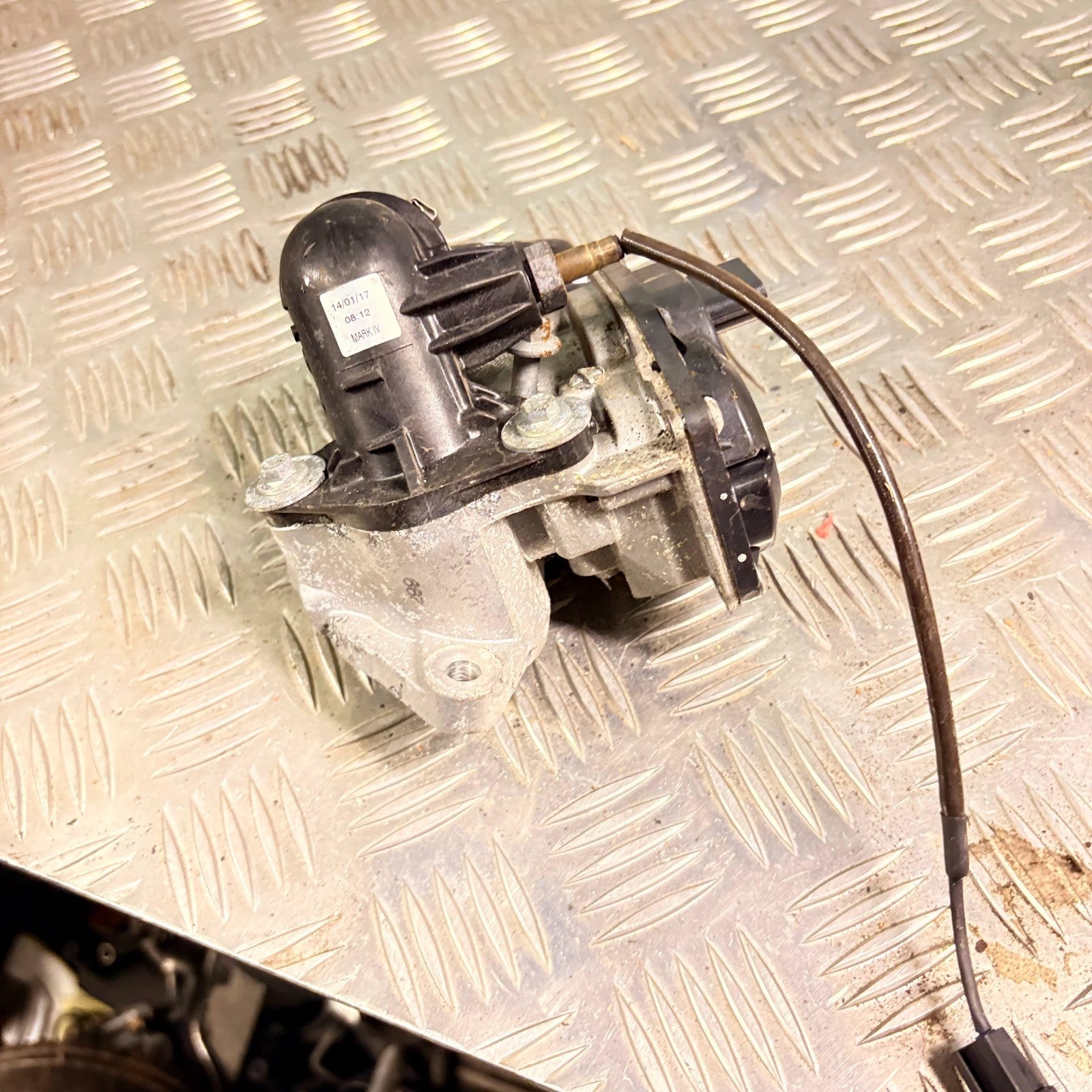DACIA LOGAN EGR VALVE HU150100-0213