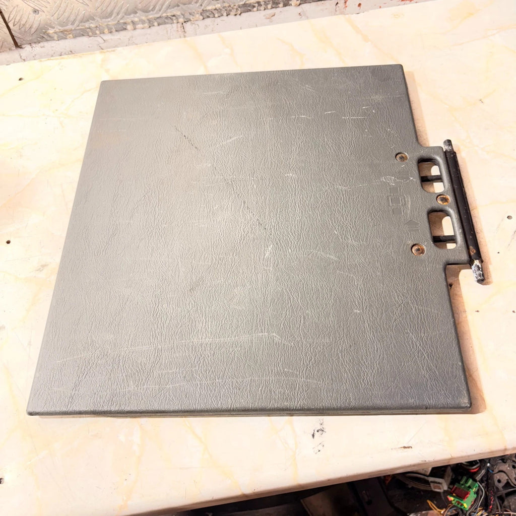 98-05 Mercedes ML320 Rear Trunk Floor Panel Cover A4800968
