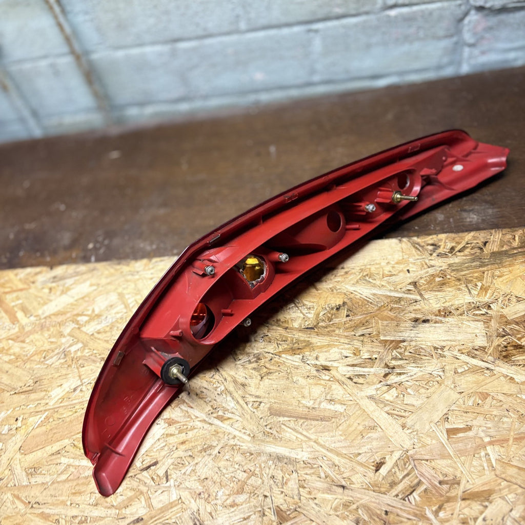 FIAT PUNTO 2001 FACELIFT OSR RIGHT DRIVER REAR OUTER TAIL LIGHT 286202