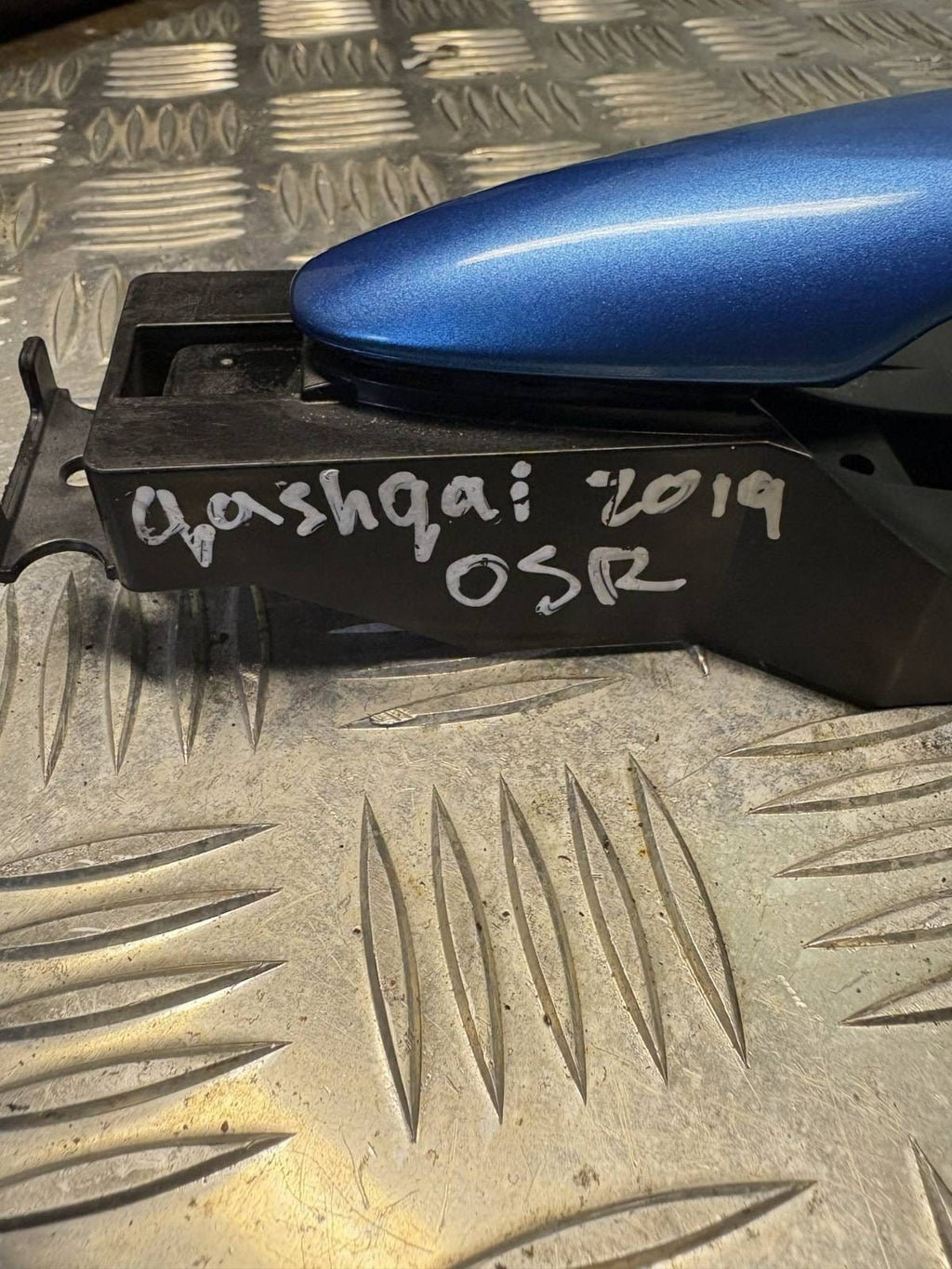 Ford B Max Right Driver O/S Rear Outer Door Handle P/C Nautical Blue 2019M