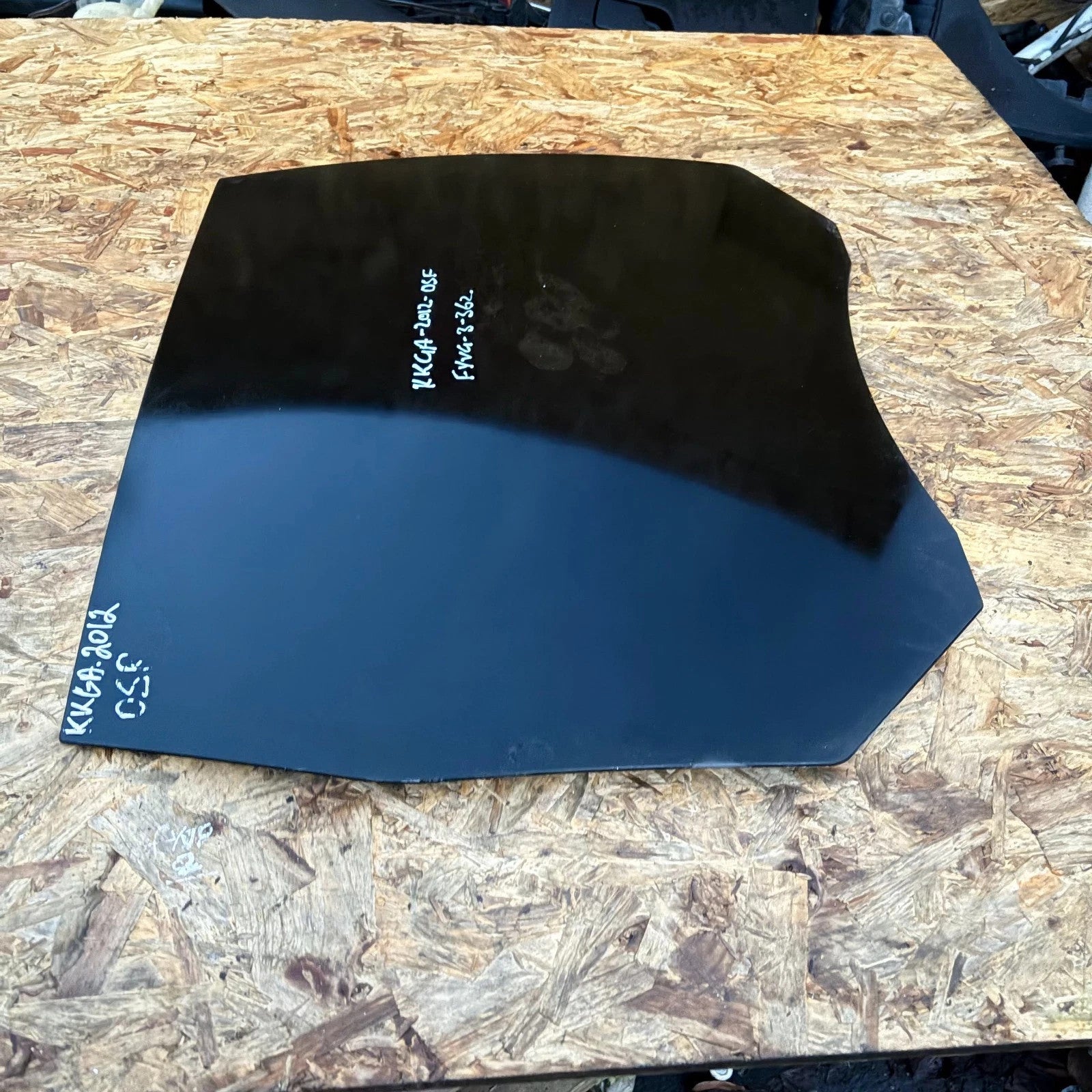 Ford Kuga 2012 Front Right Driver Side Door Window Glass