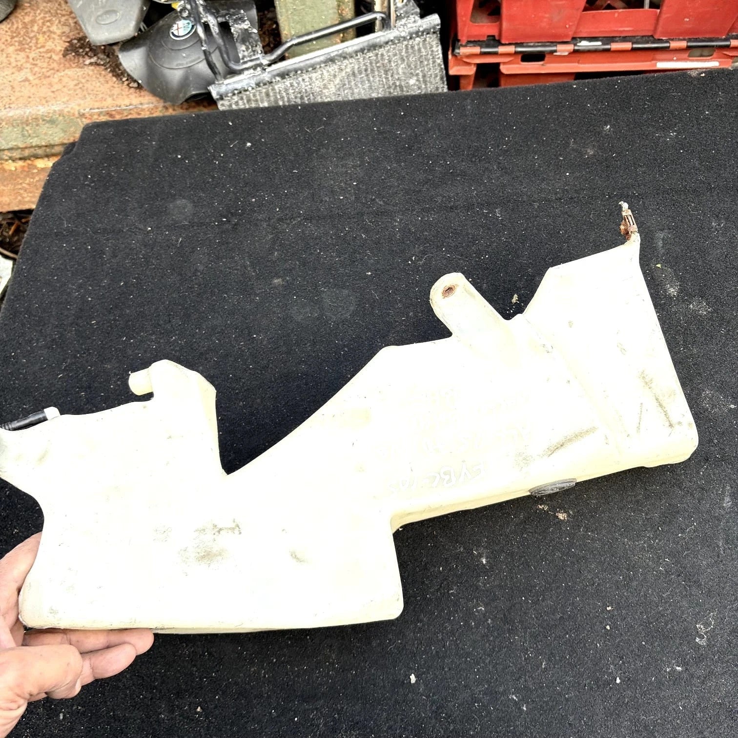 AUDI A4 Cabrio 8H7, B6, 8HE, B7 Window Washer Tank 8E5955451AA 3.00 25127269