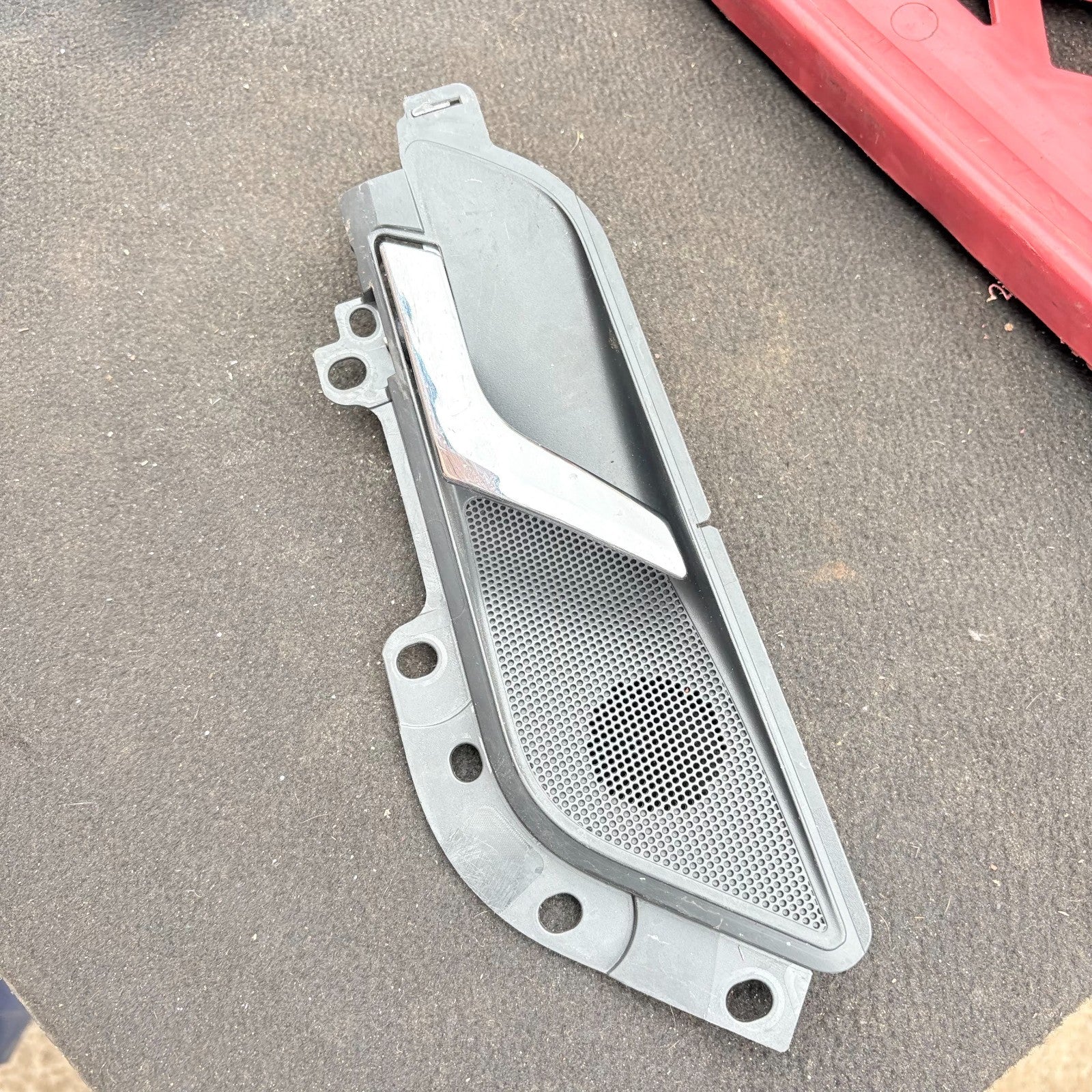 SKODA RAPID Rear Left Inner Door Handle with Speaker 5JB867011A