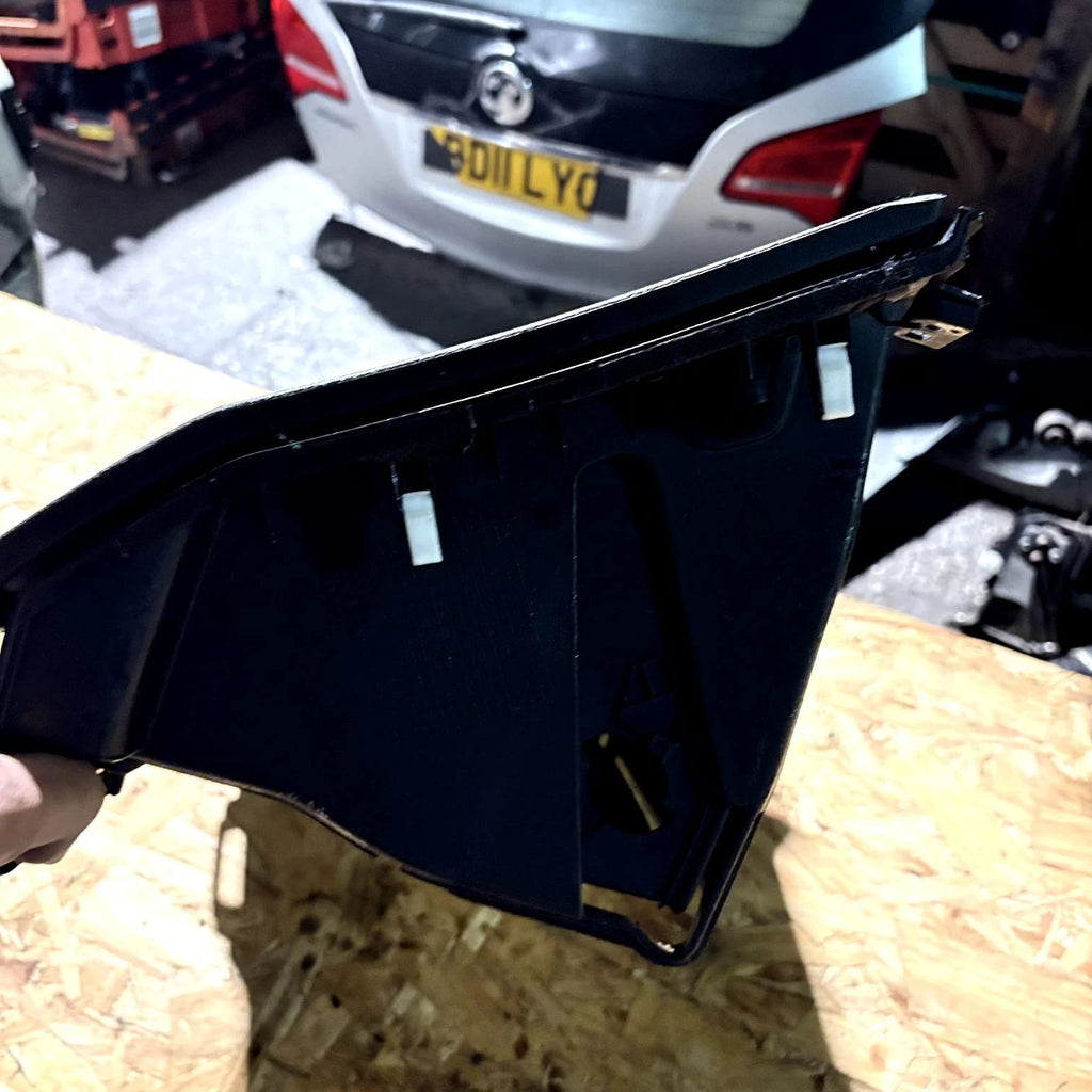 Kia Rio MK3 UB Glovebox Assembly Black RHD 5 Door Hatchback 2011-2017 Glove Box
