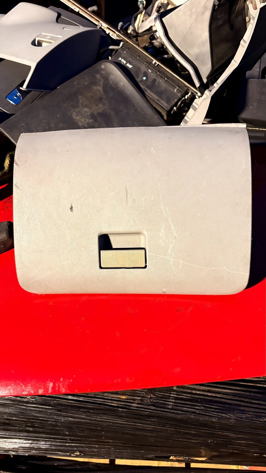 Kia Sedona Glove Box Storage Compartment 2004