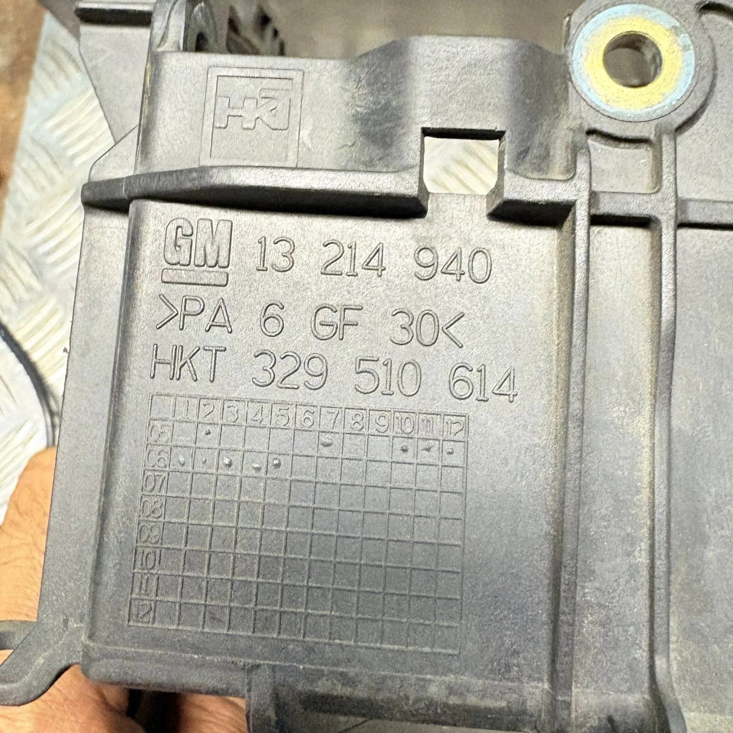 Vauxhall Zafira B 2005-2014 ABS ESP Hydraulic Unit Bracket 13214940