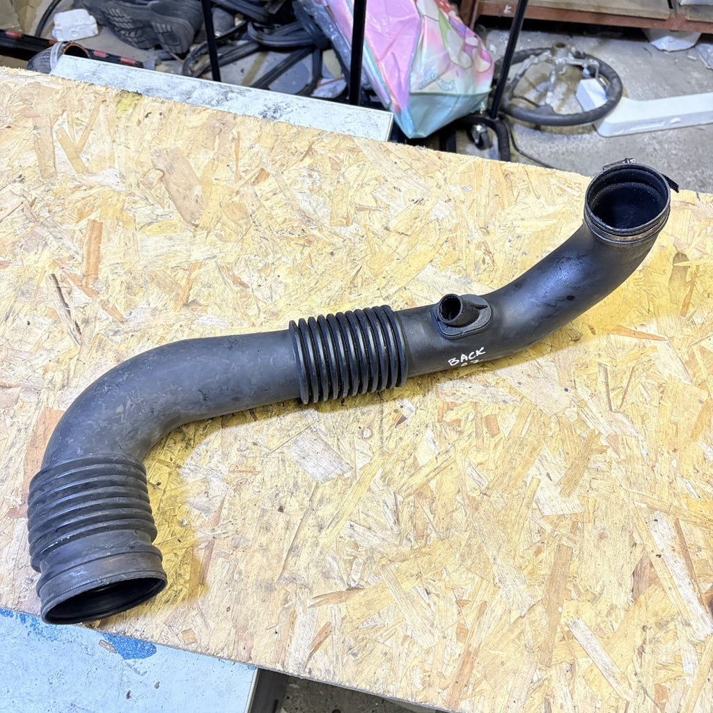 Mercedes Sprinter Air Filter Box Intake Pipe A9065280124 W906 311 CDI