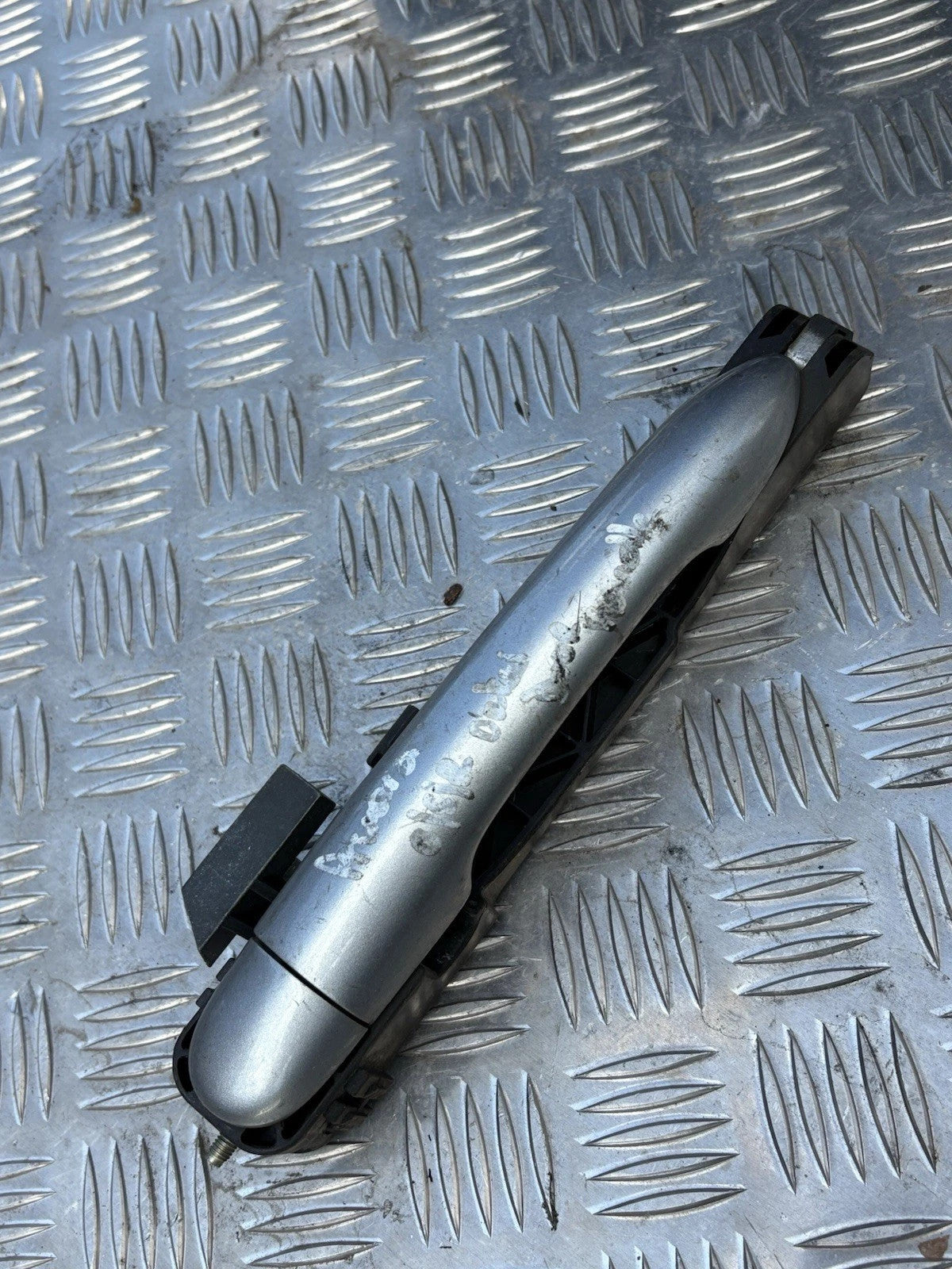 Nissan Primera 2006 P12 Osr Drivers Rear Right Outer Door Handle 80610-av600