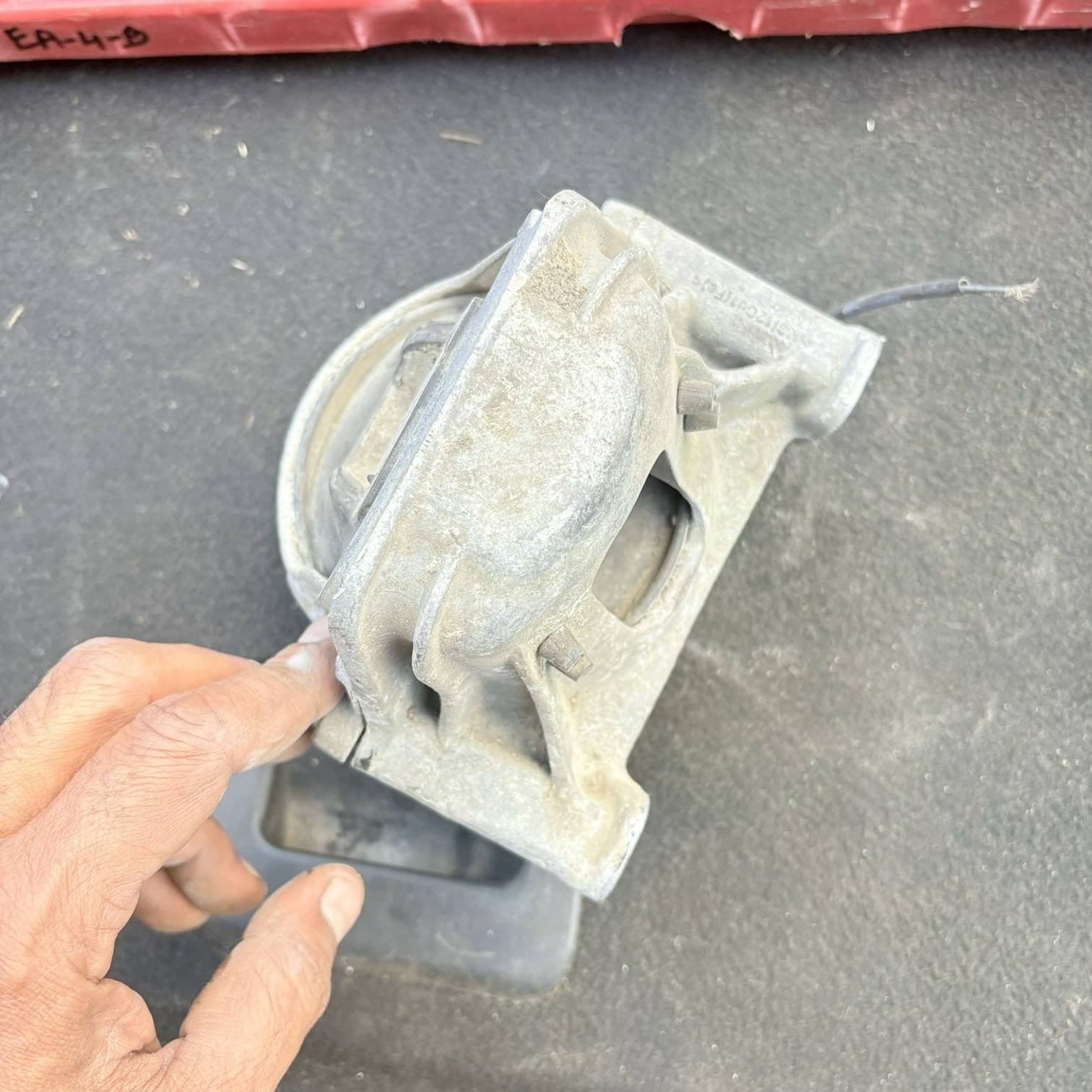 Audi A4 A5 S5 B8 Engine Mount 2007-2016 8R0199381