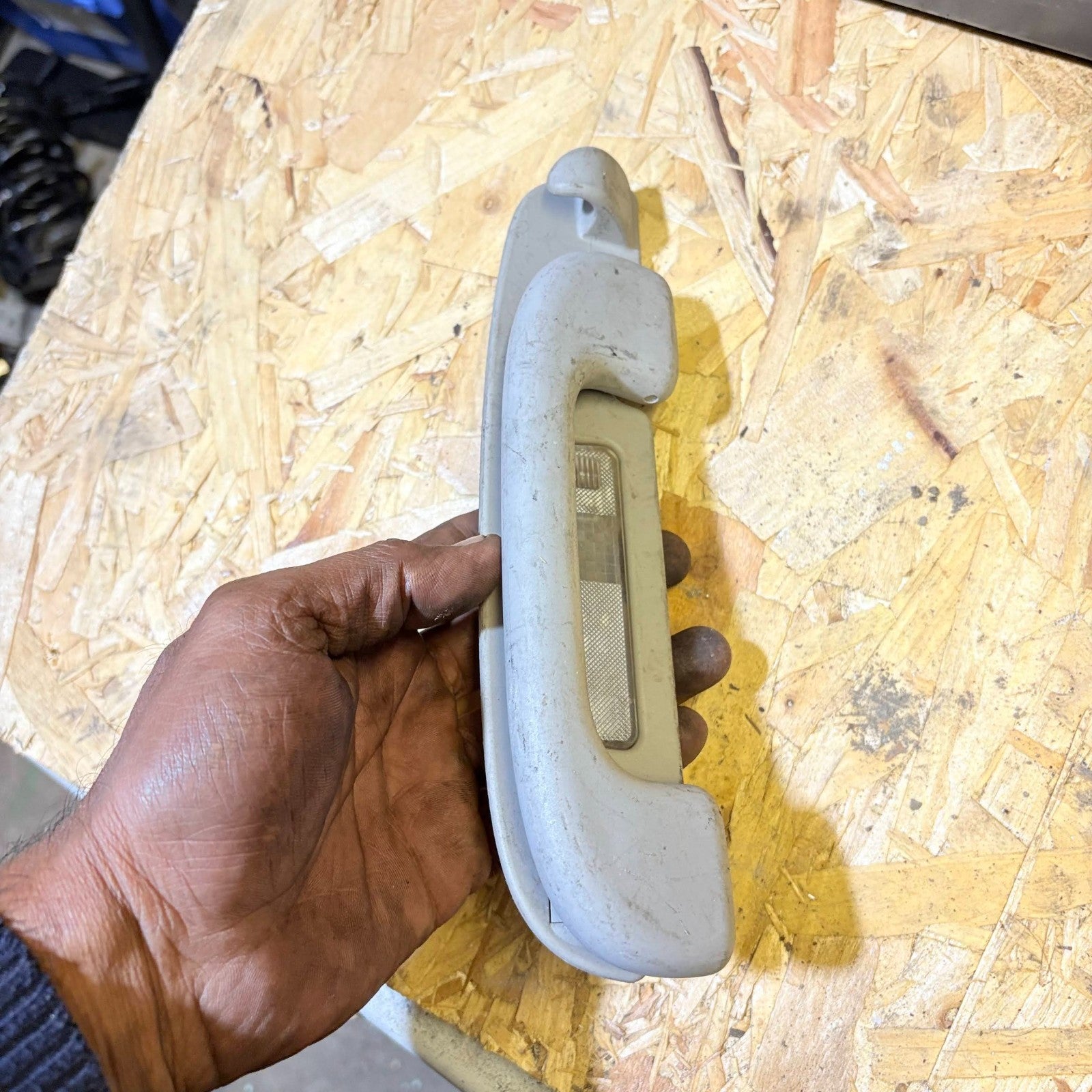 MERCEDES ML W164 INTERIOR ROOF GRAB HANDLE REAR LEFT SIDE A1648100554 2008