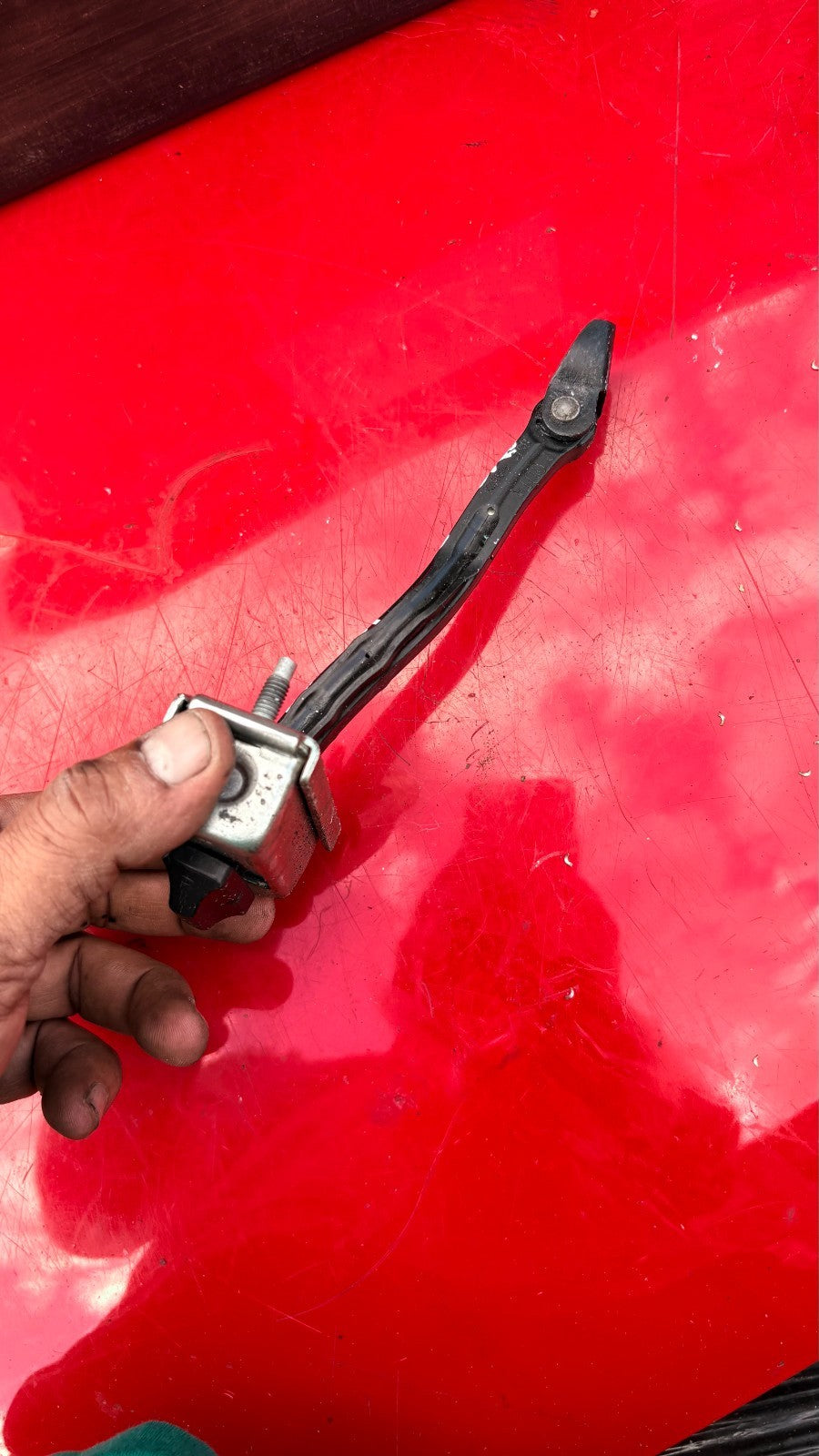 FORD ECOSPORT REAR LEFT DOOR CHECK STRAP 2016