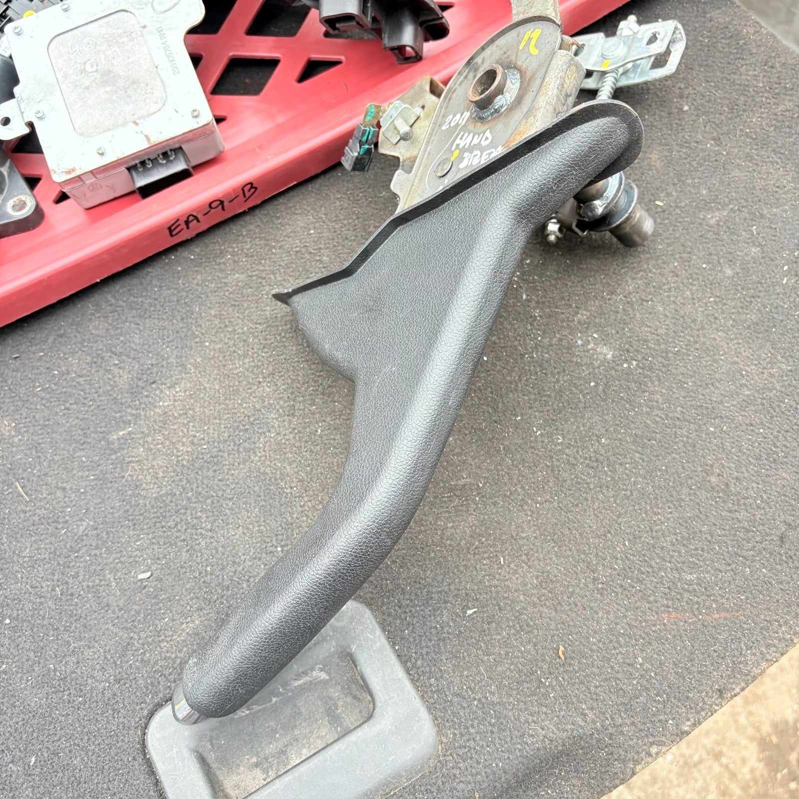 HYUNDAI I20 2008-2015 HAND BRAKE