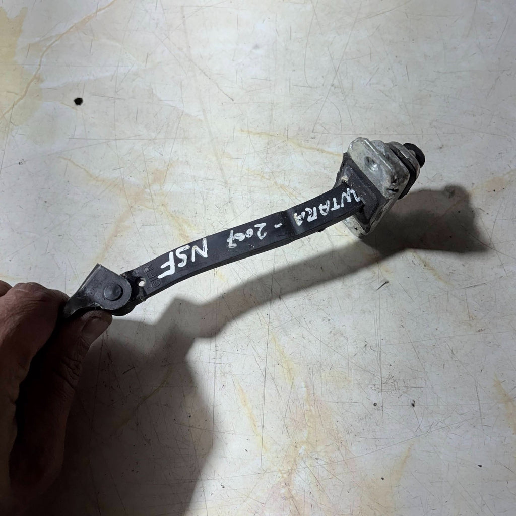 Vauxhall Antara 2007 Front Left Door Check (Strap)