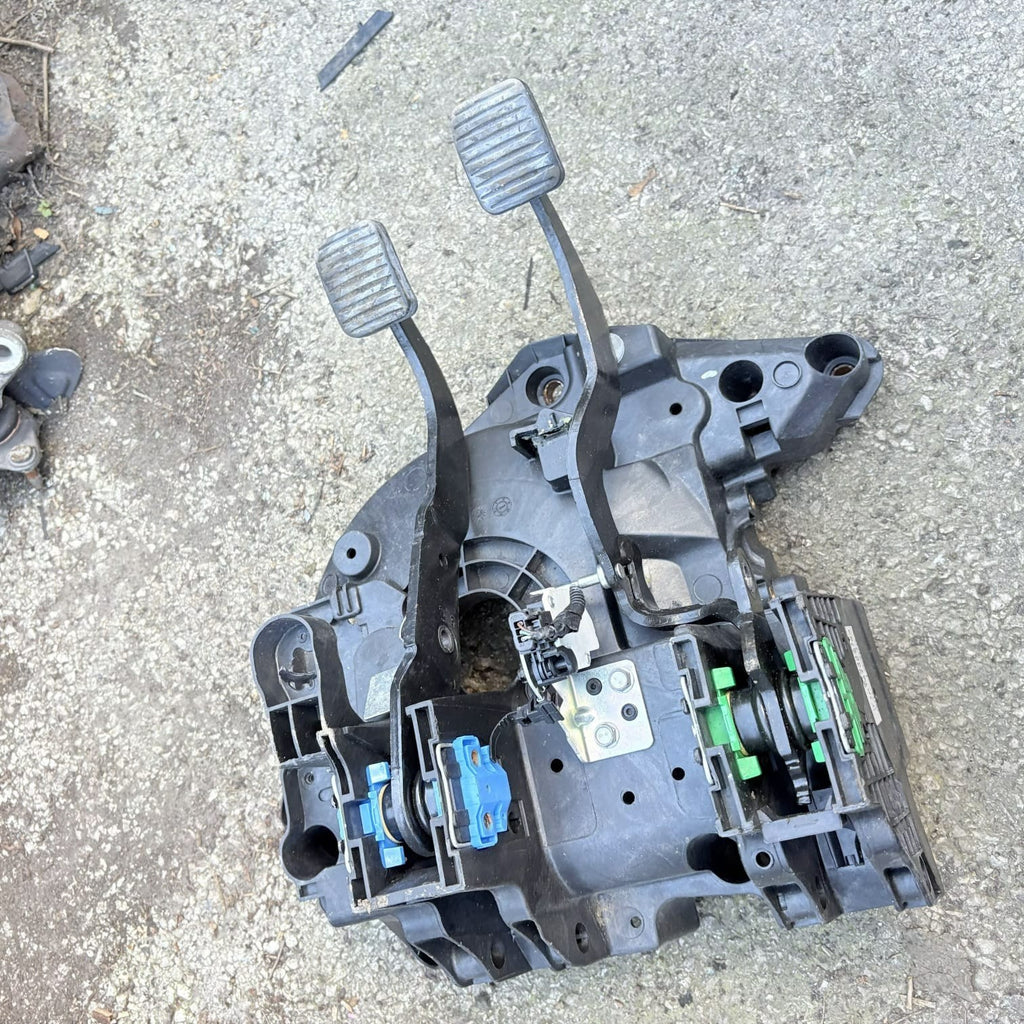 Fiat Qubo Brake Clutch Pedal Box 2008-2019 51944741