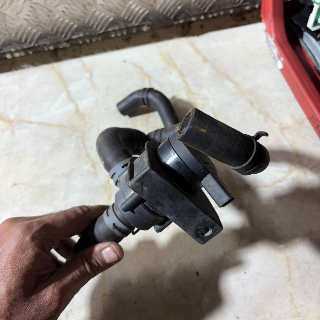 2014 AUDI A1 ENGINE SECONDARY WATER PUMP 309500190