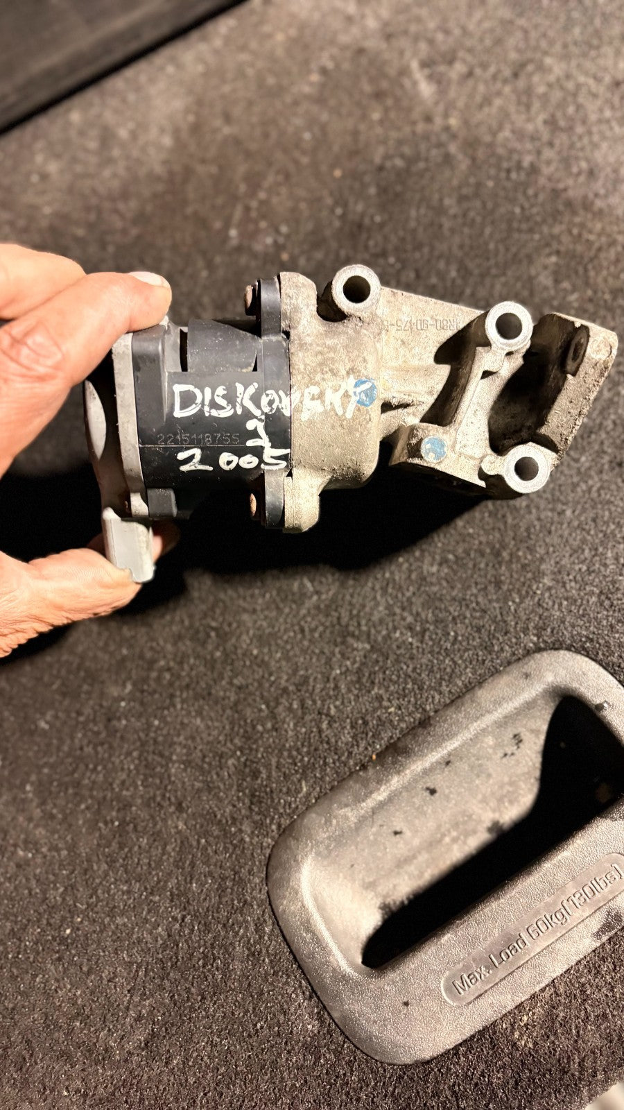 LR Discovery 3 04-09 Range Rover Sport 05-09 2.7 TDV6 LH EGR Valve LR018323