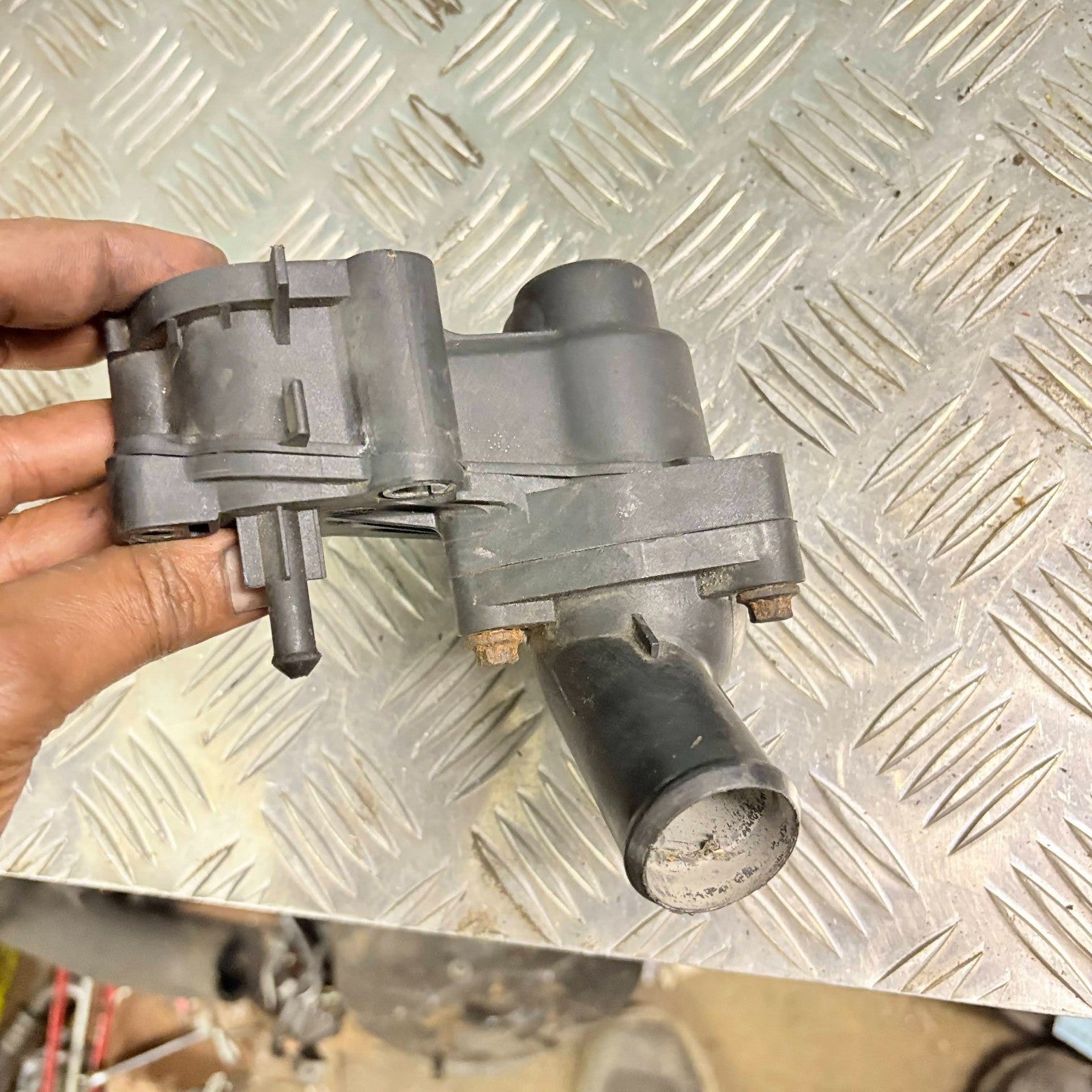 Ford Transit Connect Thermostat Housing 2002-2008