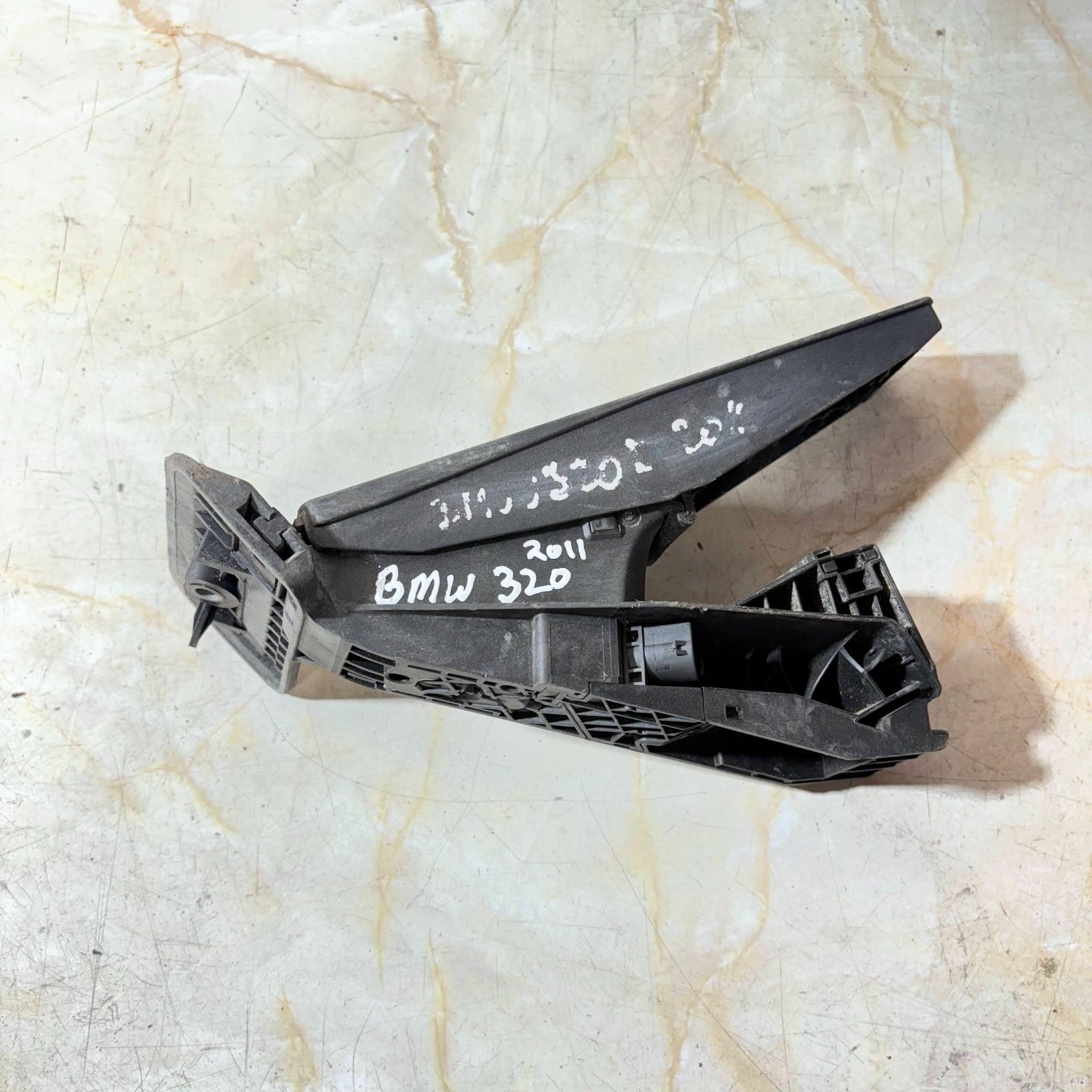 011-2016 BMW 3 SERIES 320 THROTTLE ACCELERATOR PEDAL