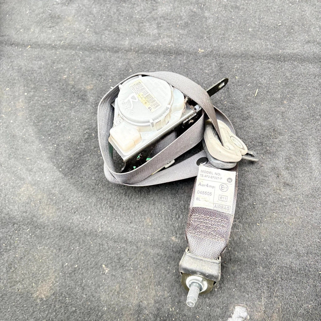Toyota Yaris MK2 XP90 Front Left Passenger Seat Belt Grey 2005-2011 73220-0D160