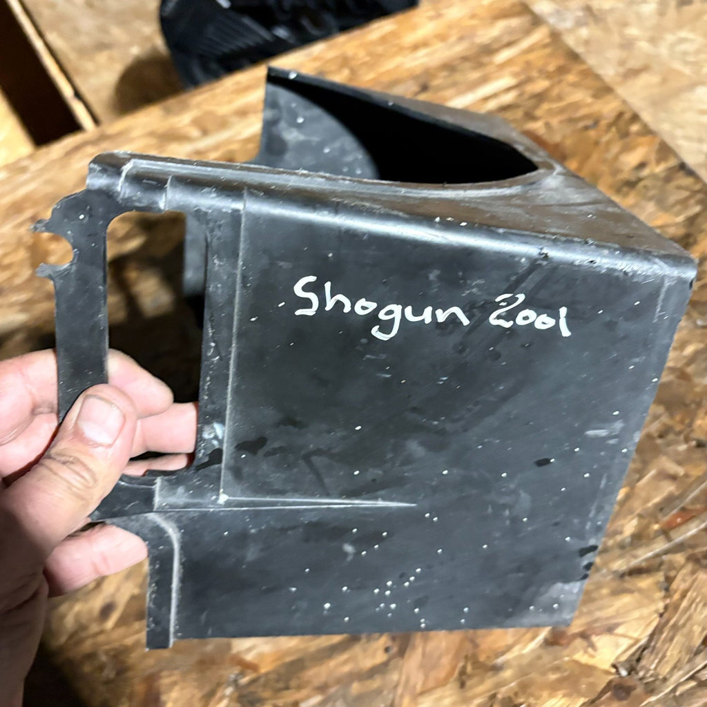 Mitsubishi Shogun/Pajero Mk3 2001-2006 Battery Tray Holder Box Base
