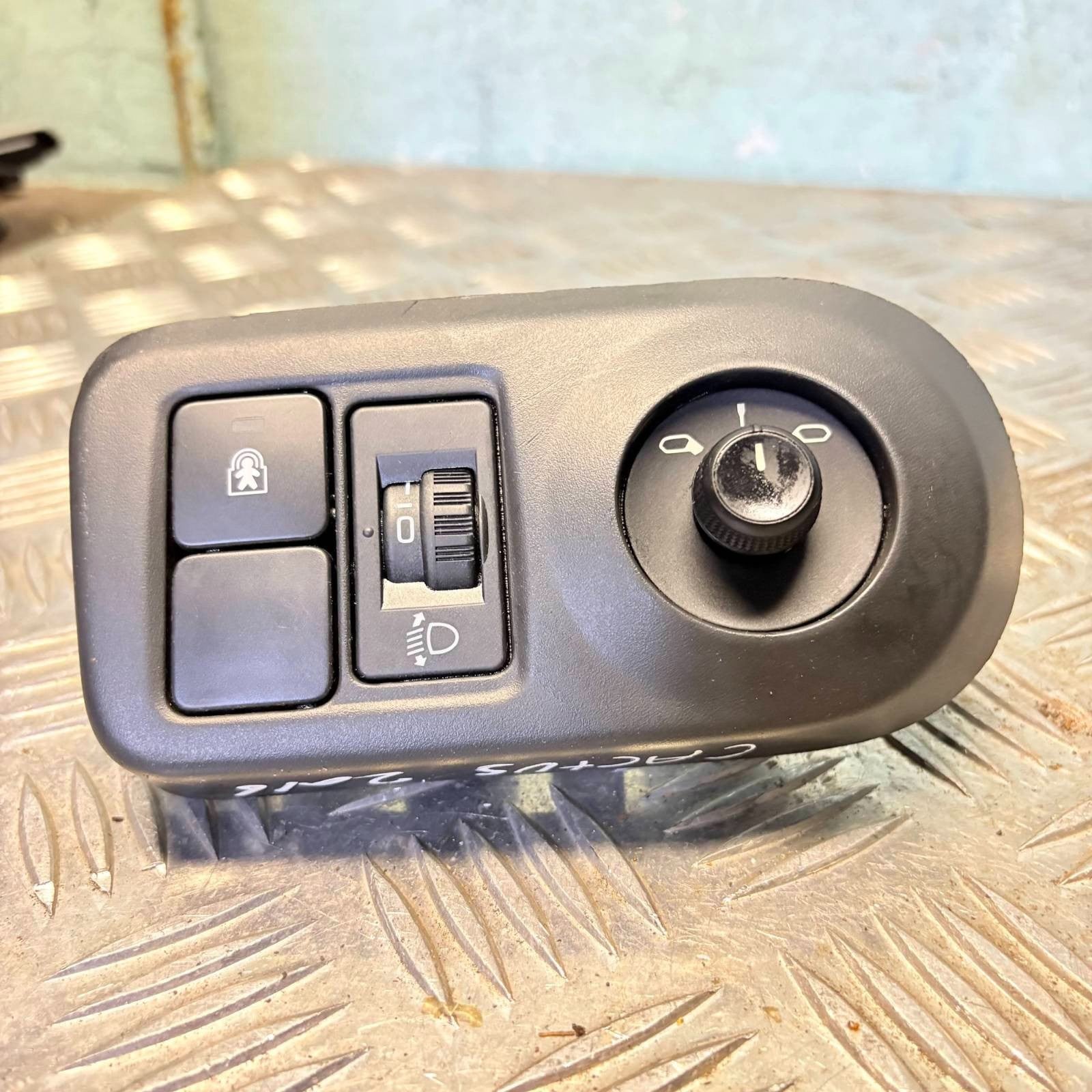 CITROEN C4 CACTUS MIRROR HEADLIGHT CONTROL SWITCH BUTTON 96673722ZD 2016