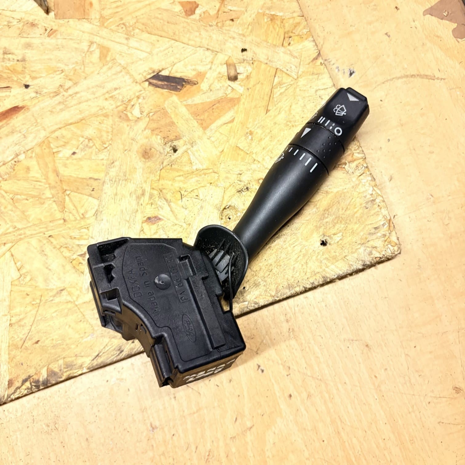 2001-2009 JAGUAR X-TYPE WINDSCREEN WIPER STALK SWITCH LEVER ARM