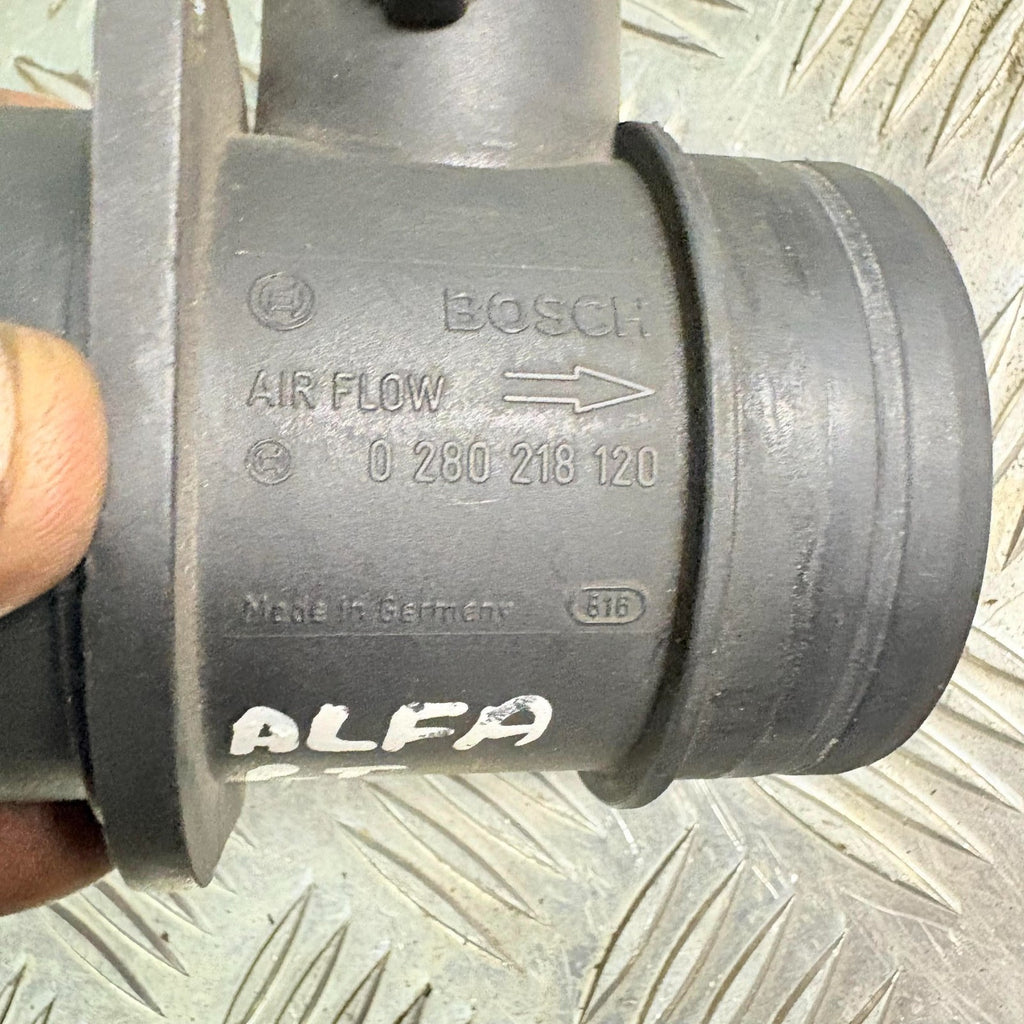 Alfa Romeo GT 2003-2010 Mass Air Flow Sensor 0 280 218 120