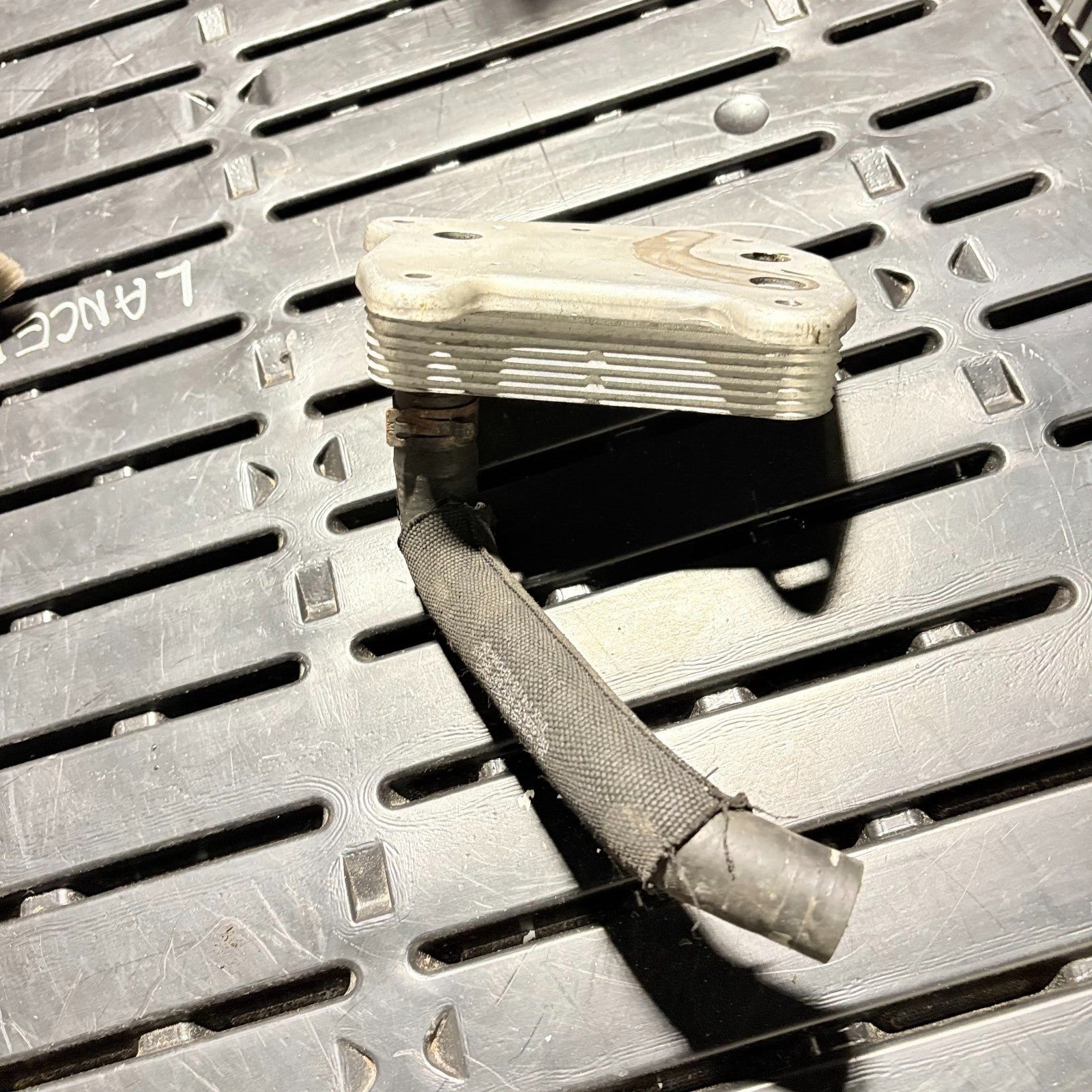 MERCEDES C CLASS C200 AV1709 OIL COOLER