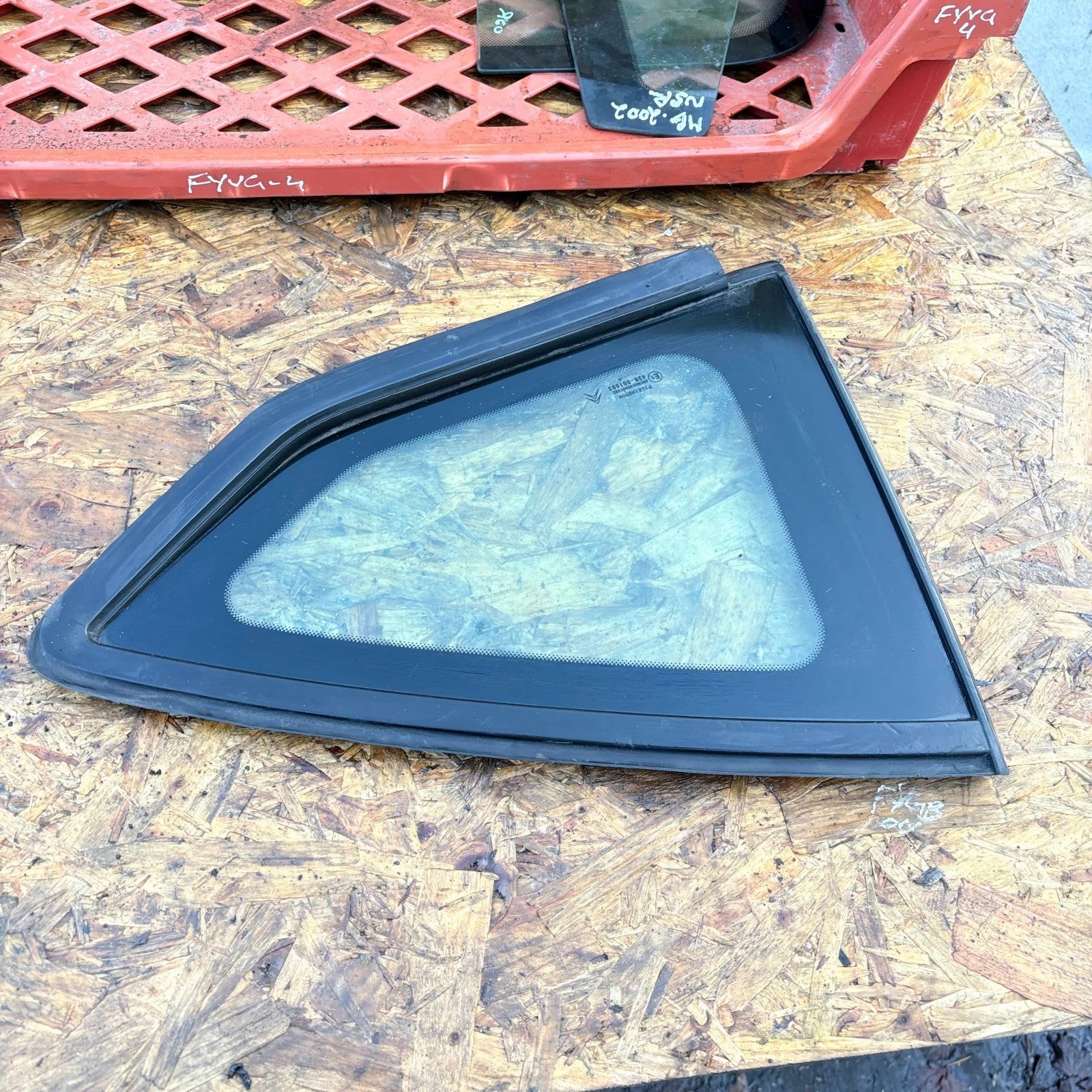 Citroen Grand C4 Picasso Mk2 2014-2018 Rear Left Quarter Glass NSR 9676915480