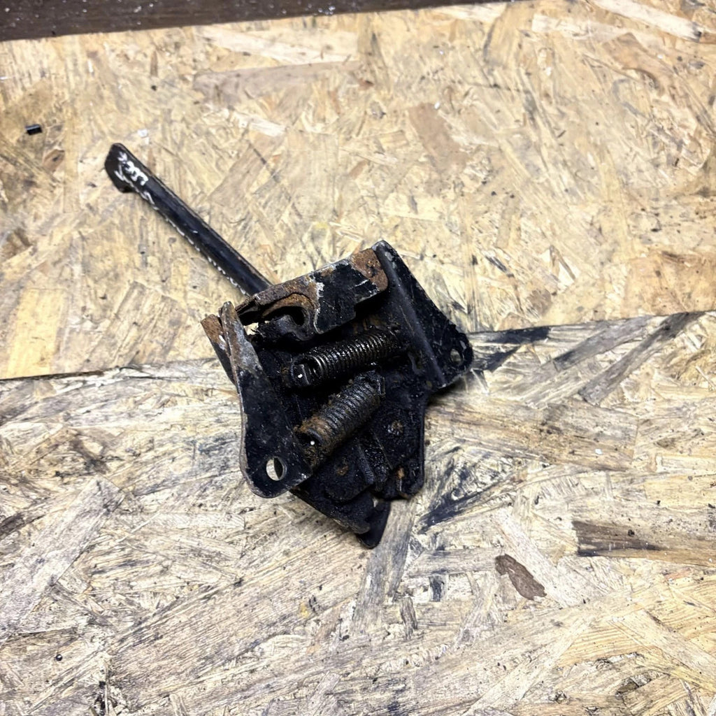 Kia Sedona 2002-2005 Bonnet Lock Hood Latch Assembly 0K52Y56620B